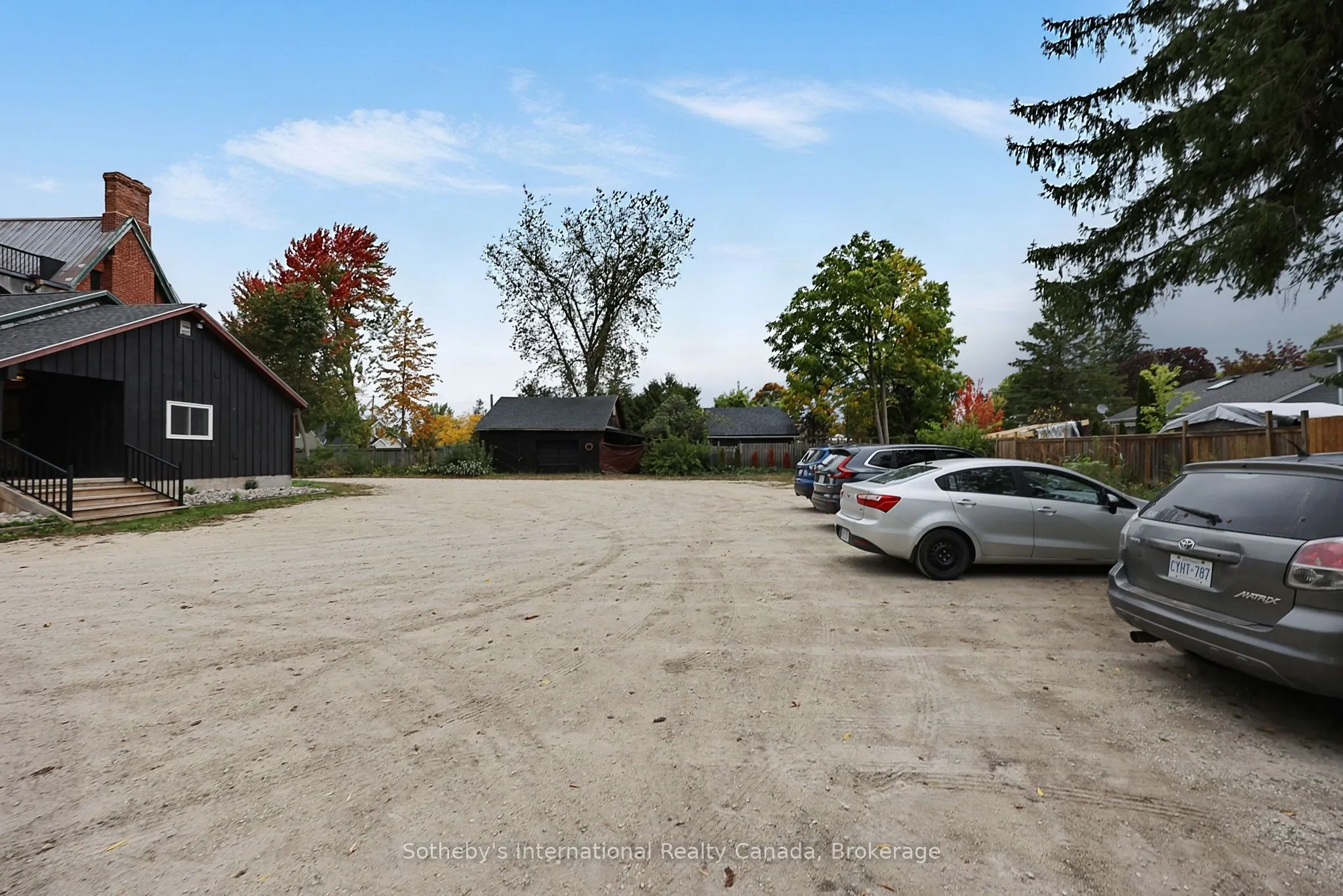 637 Hurontario Street #201/202