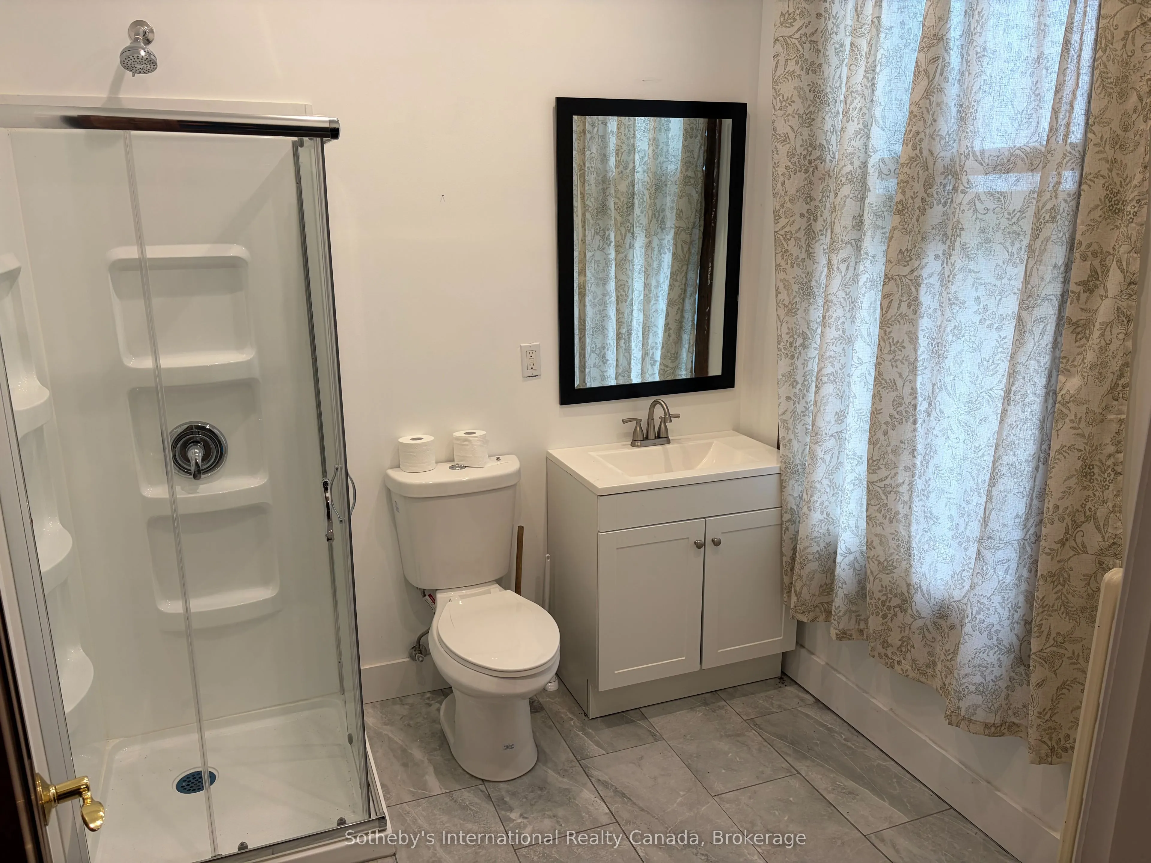 637 Hurontario Street #104