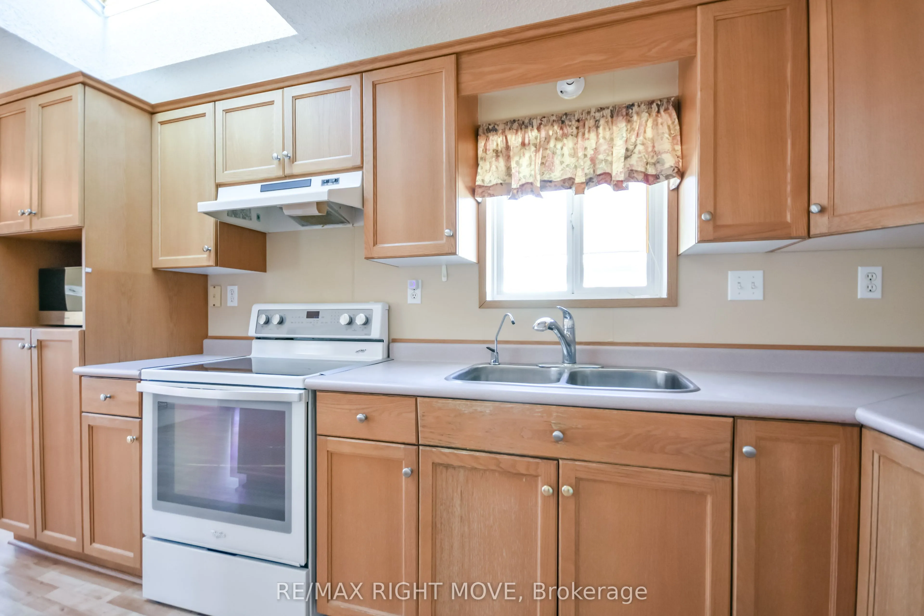 4105 Wesley Street