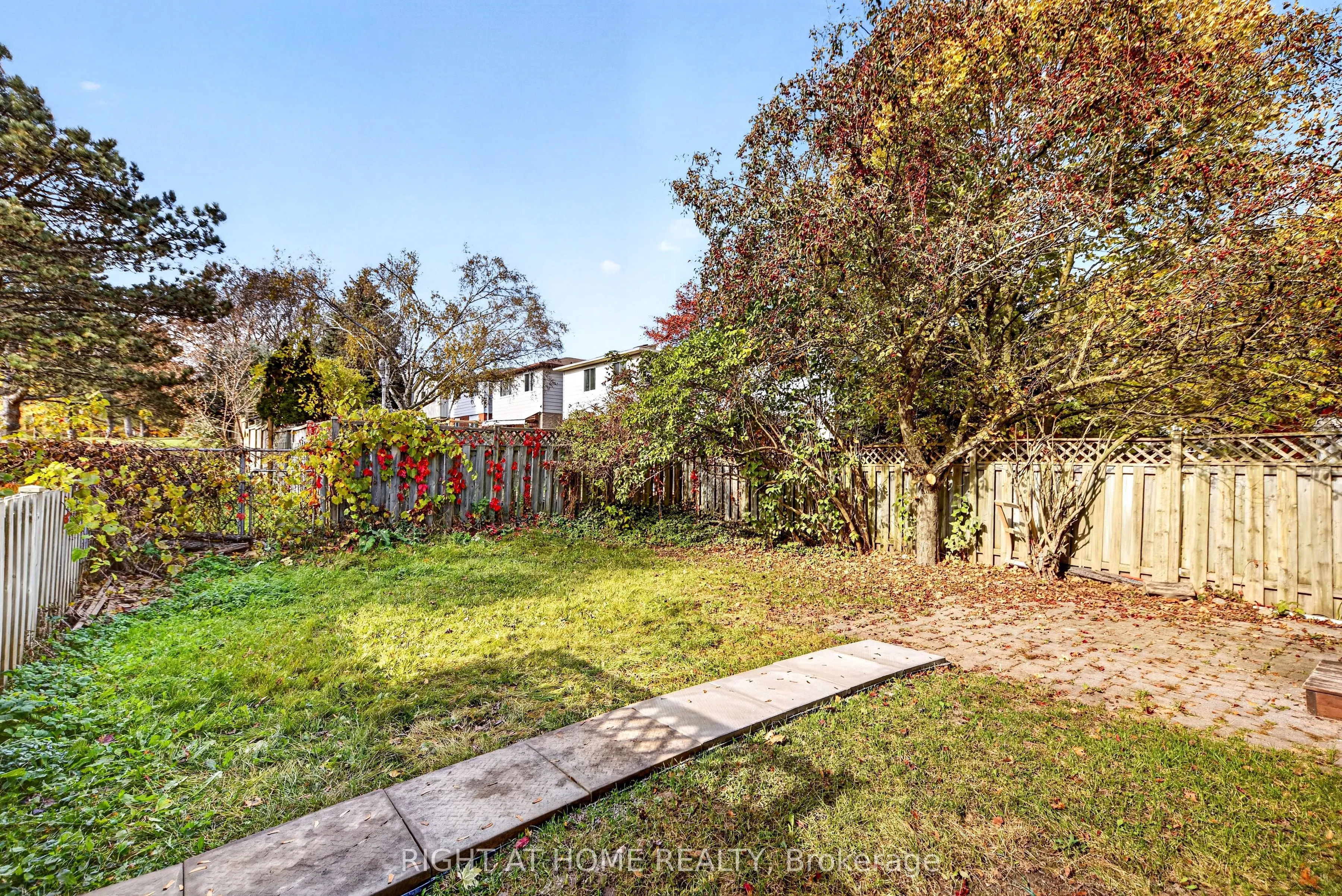 80 GARDEN Drive