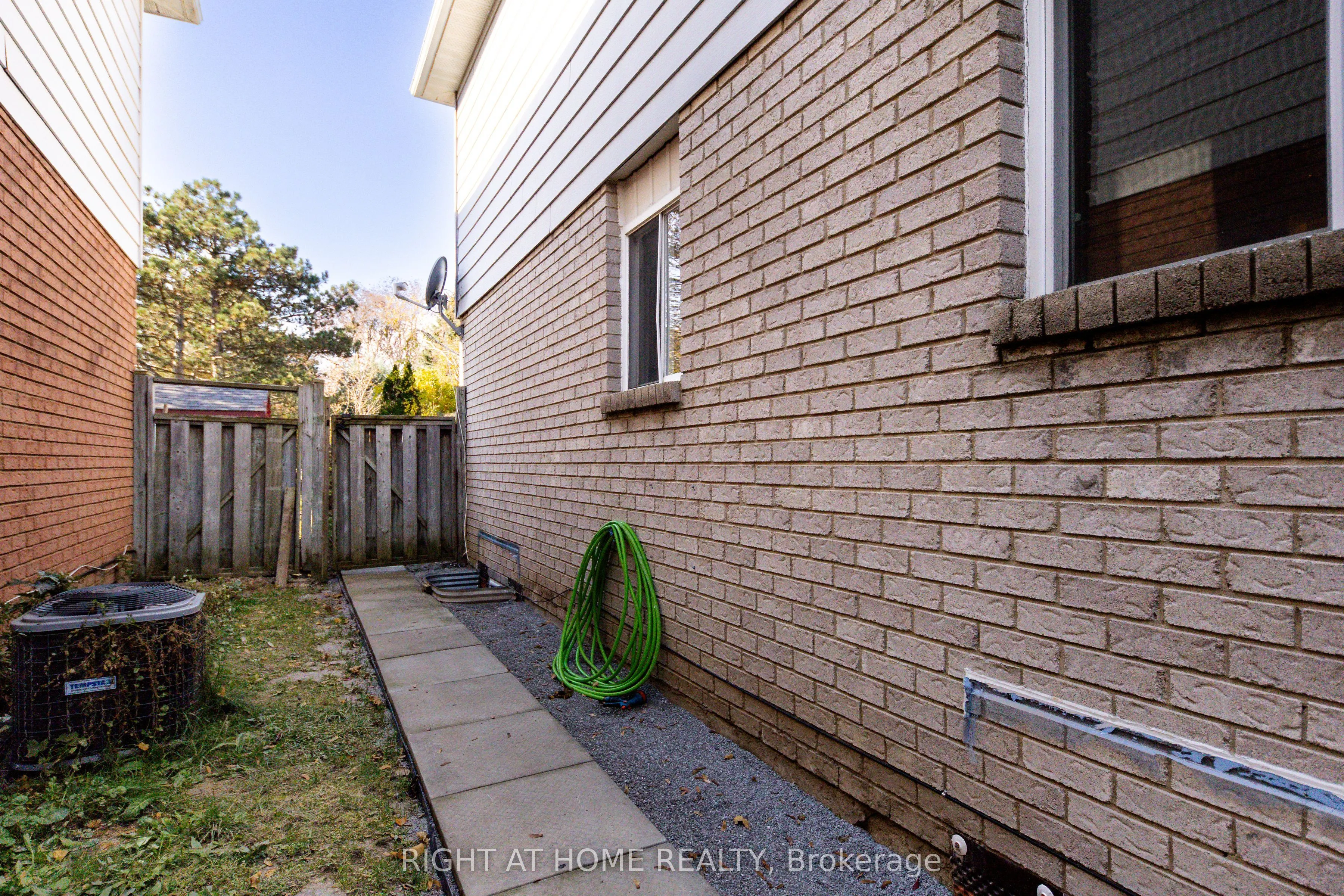 80 GARDEN Drive
