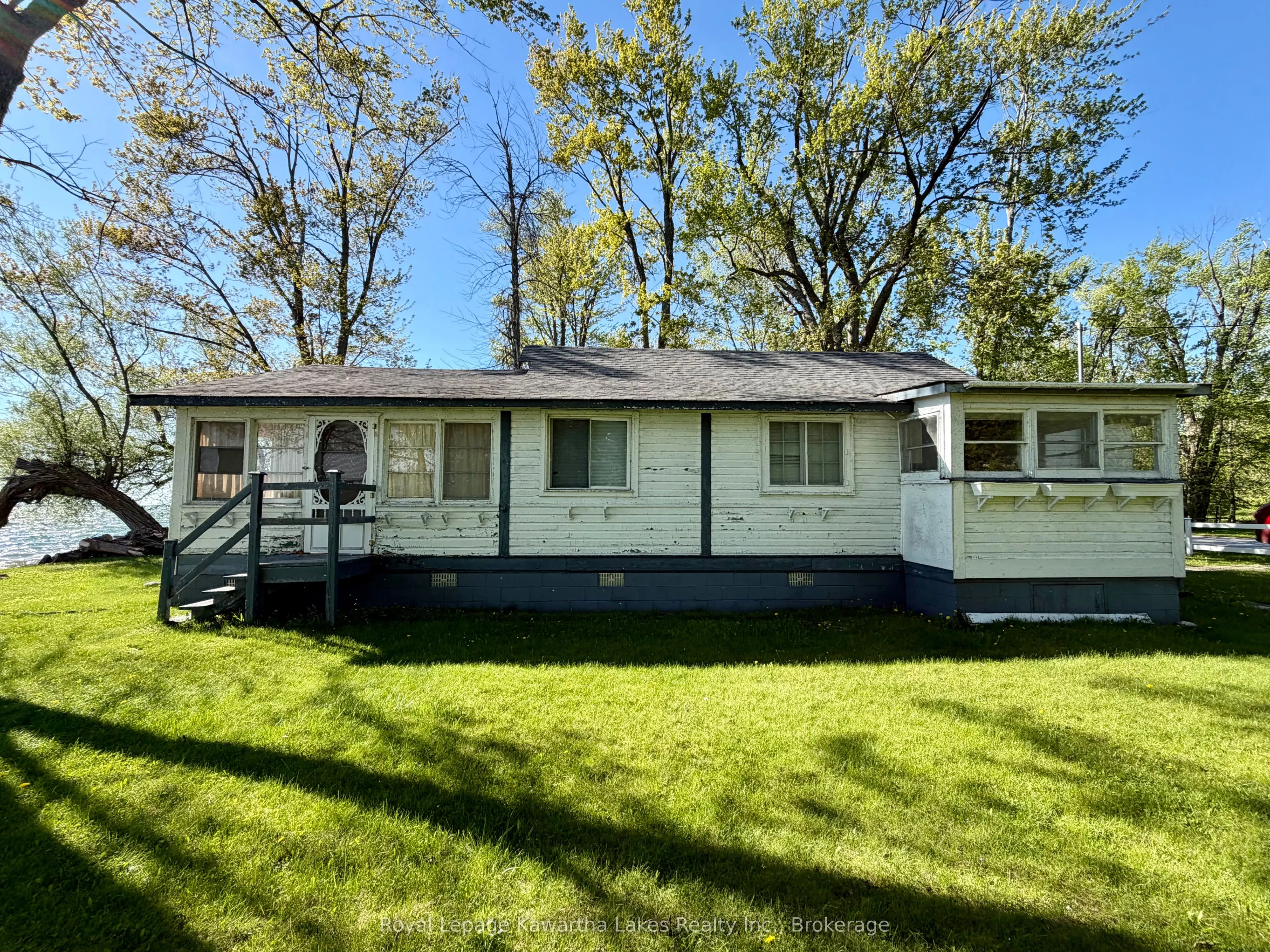 2636+ Lakeshore Drive