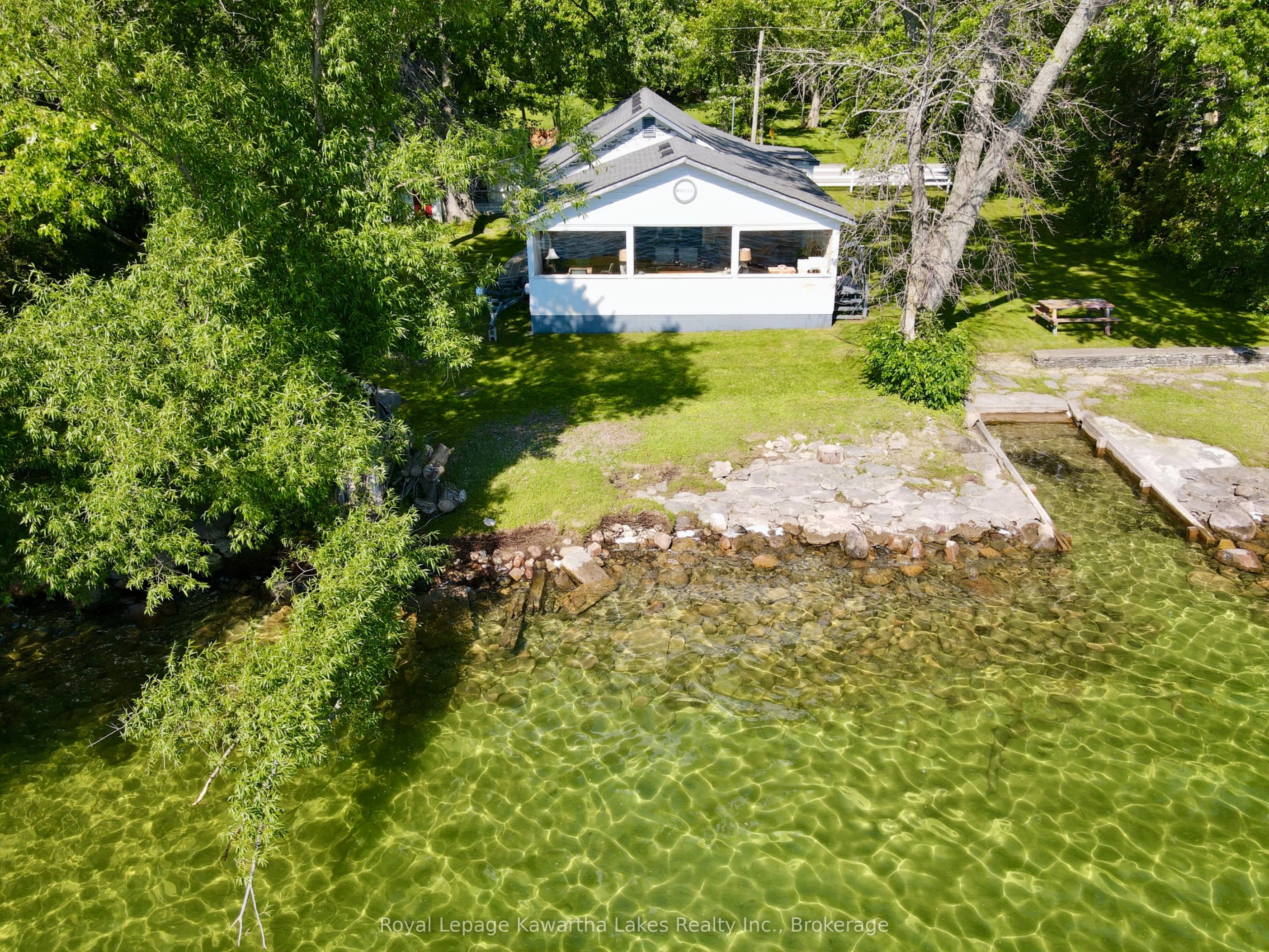 2636+ Lakeshore Drive