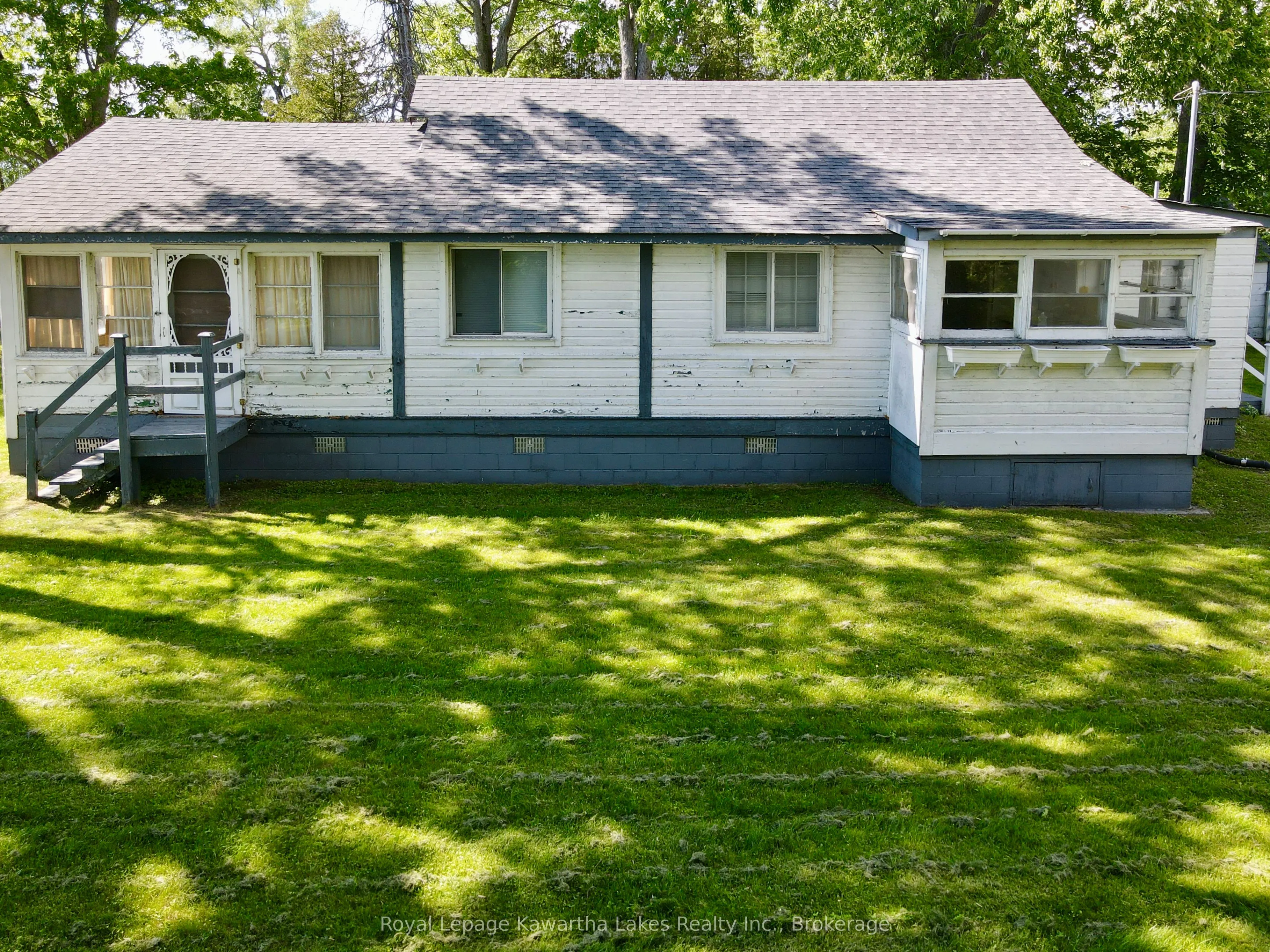 2636+ Lakeshore Drive