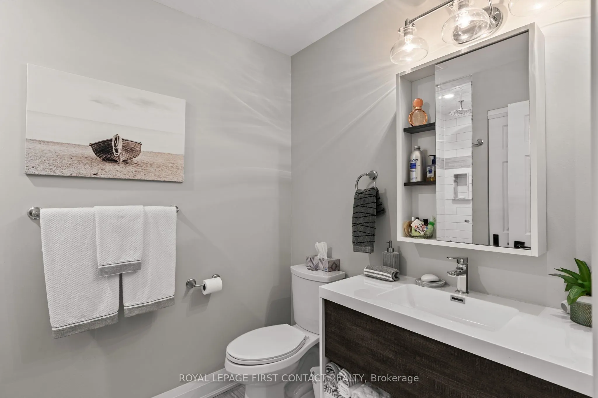 21 Kempenfelt Drive #308