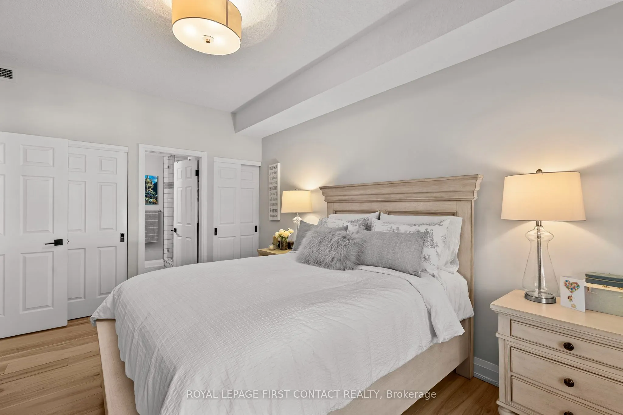 21 Kempenfelt Drive #308