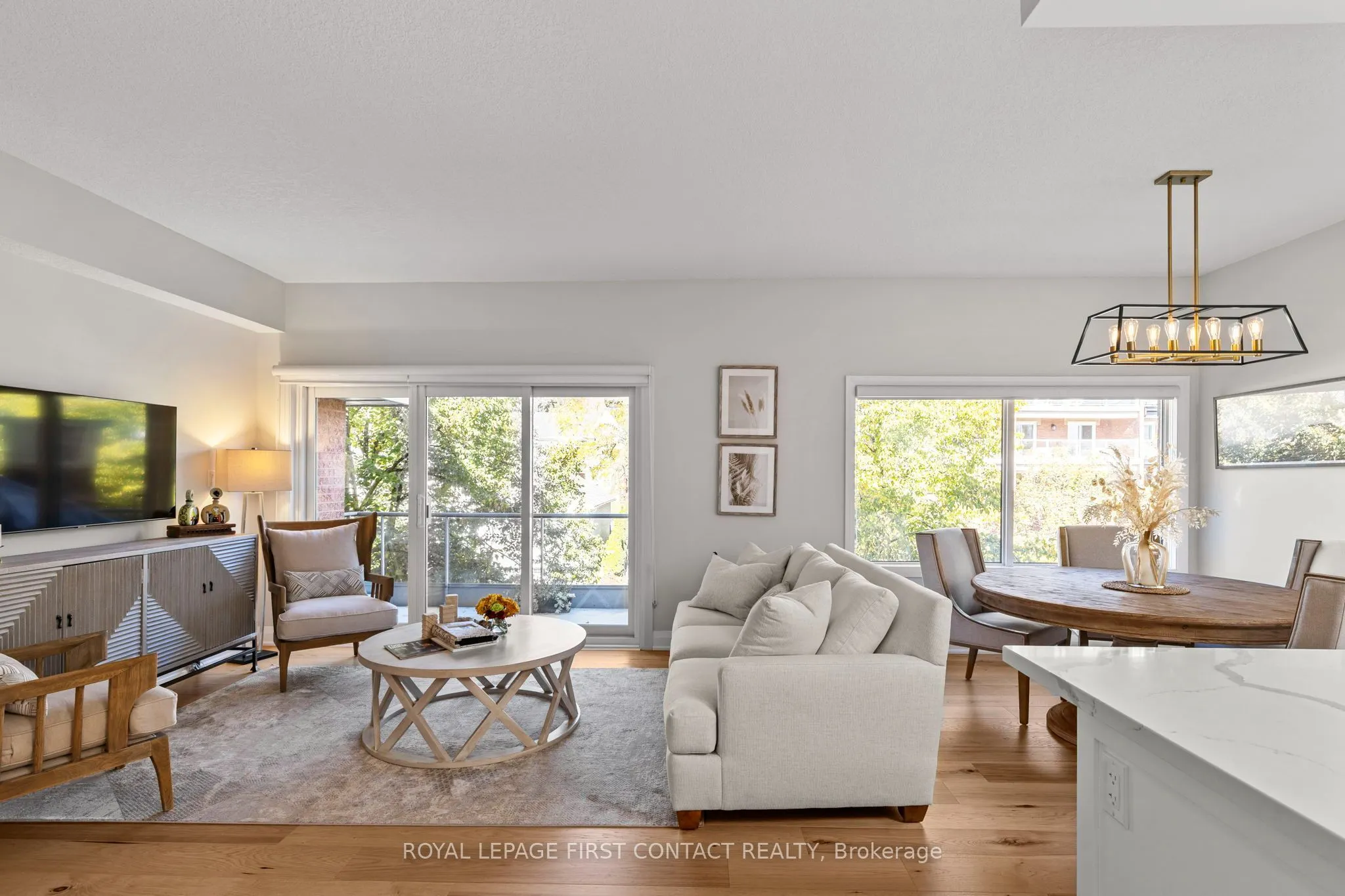 21 Kempenfelt Drive #308