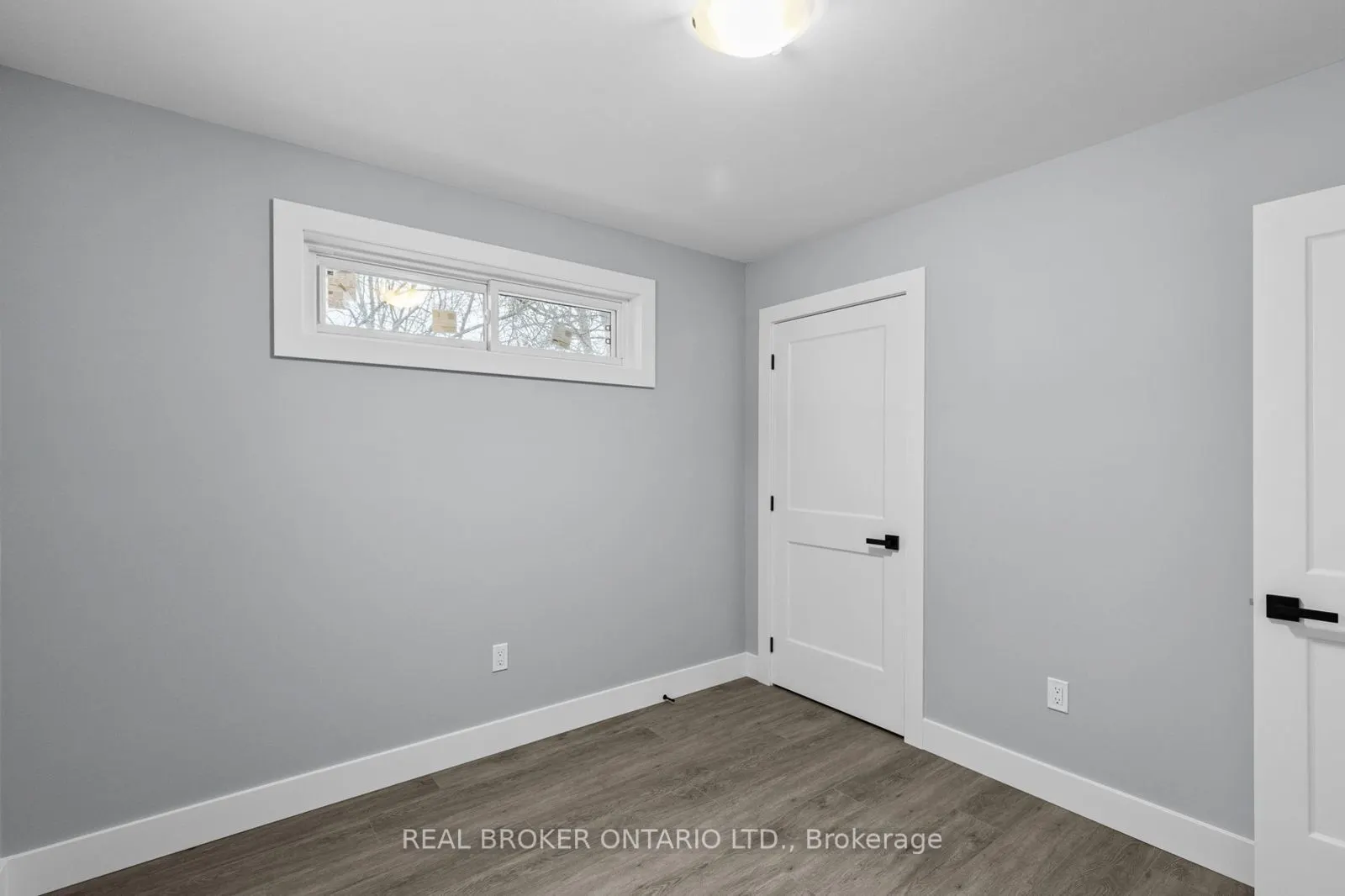 47 Creighton Street S #1