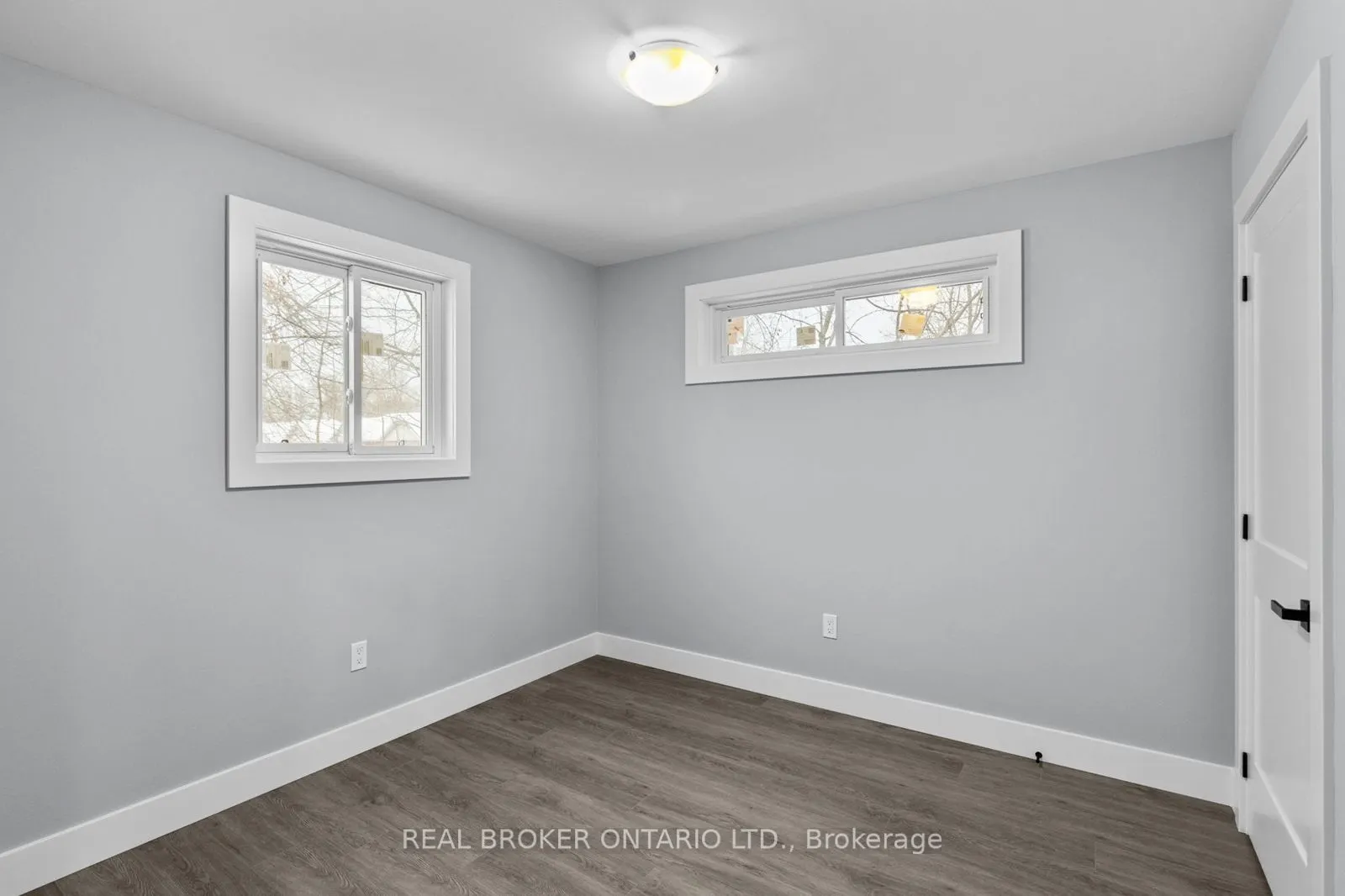 47 Creighton Street S #1