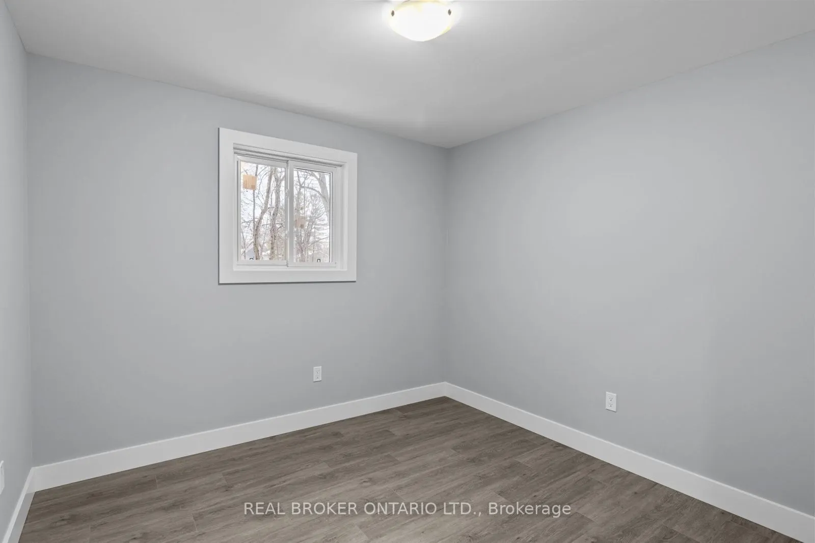 47 Creighton Street S #1