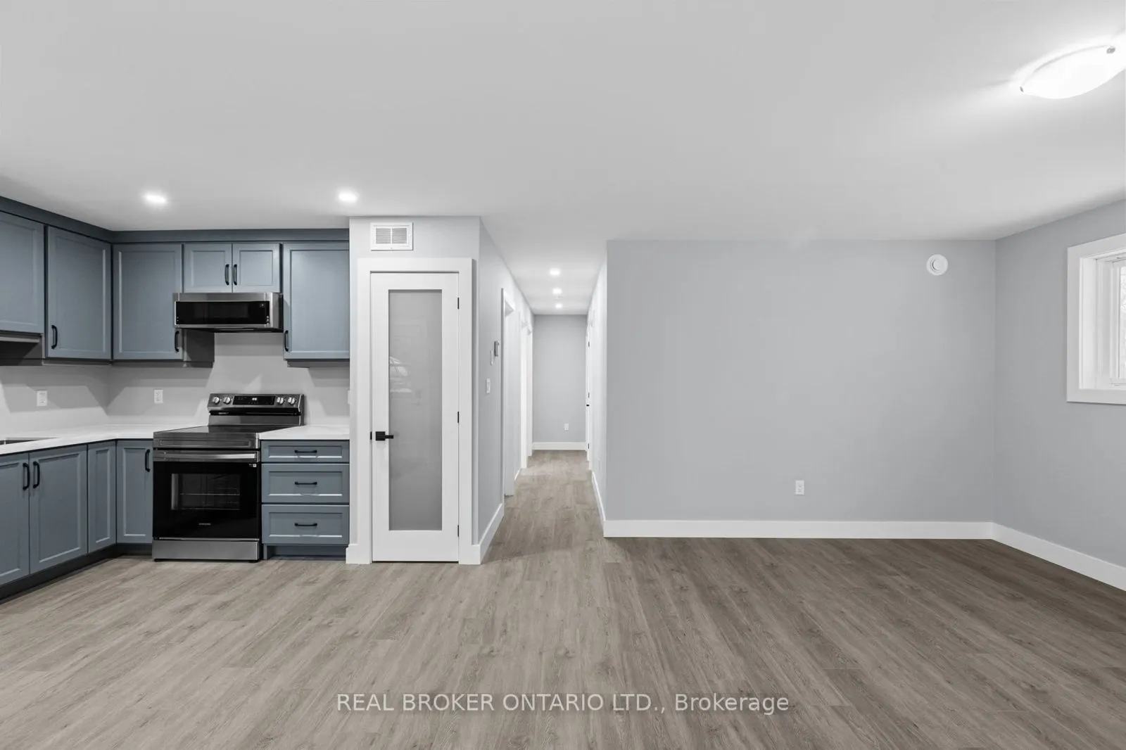47 Creighton Street S #1