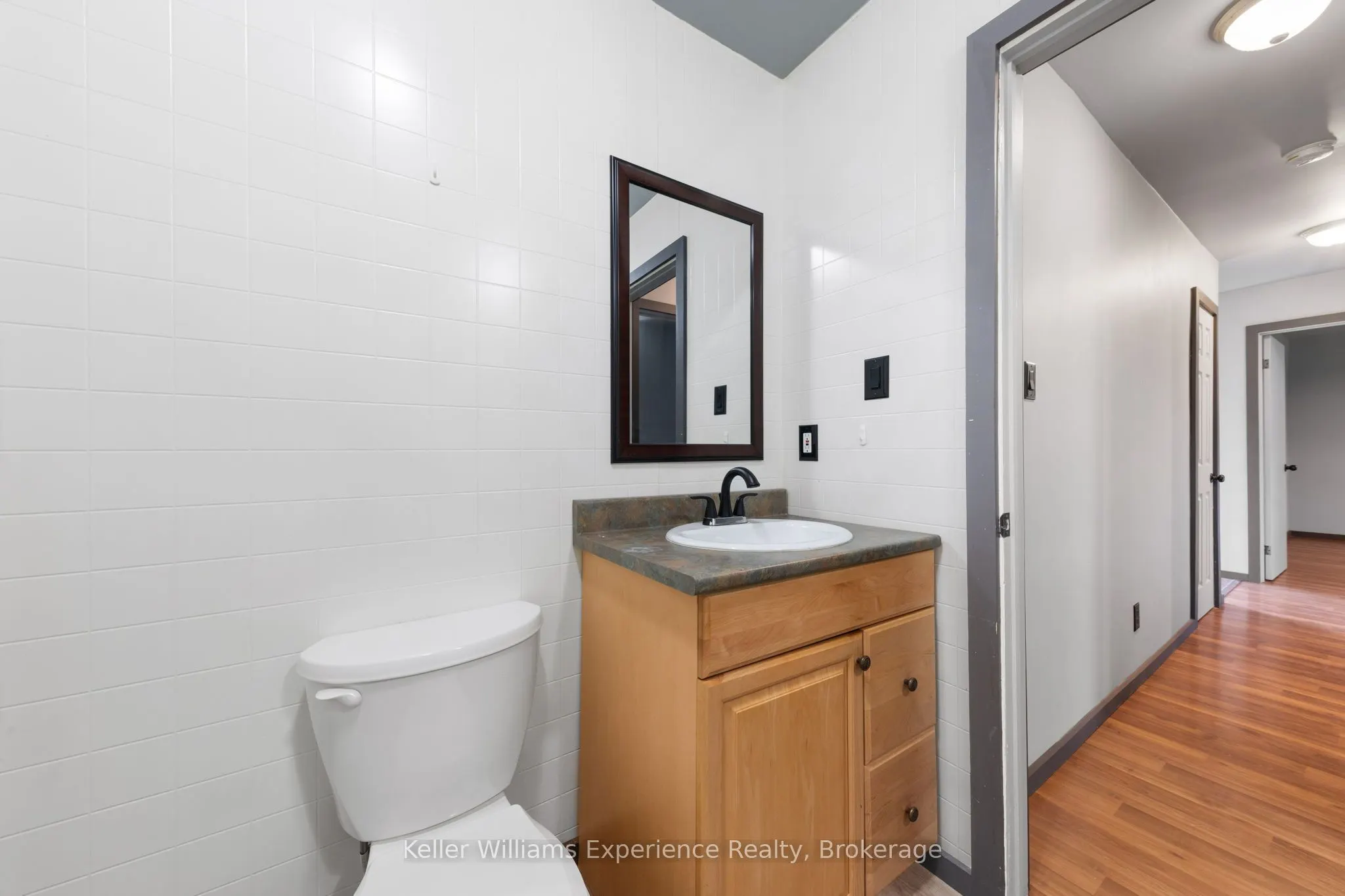 706 Simcoe Avenue