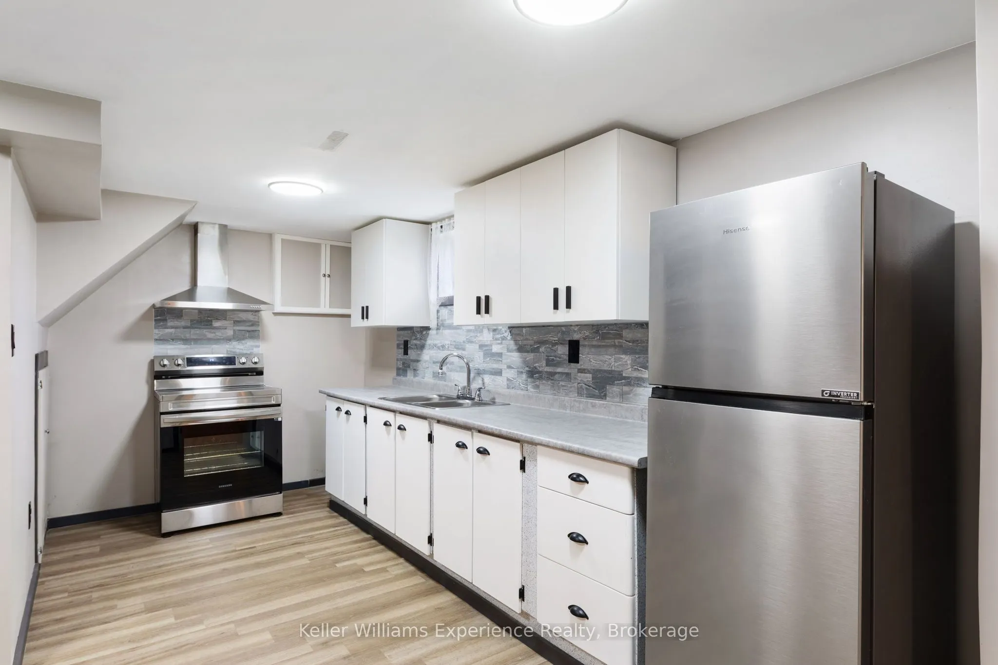 706 Simcoe Avenue