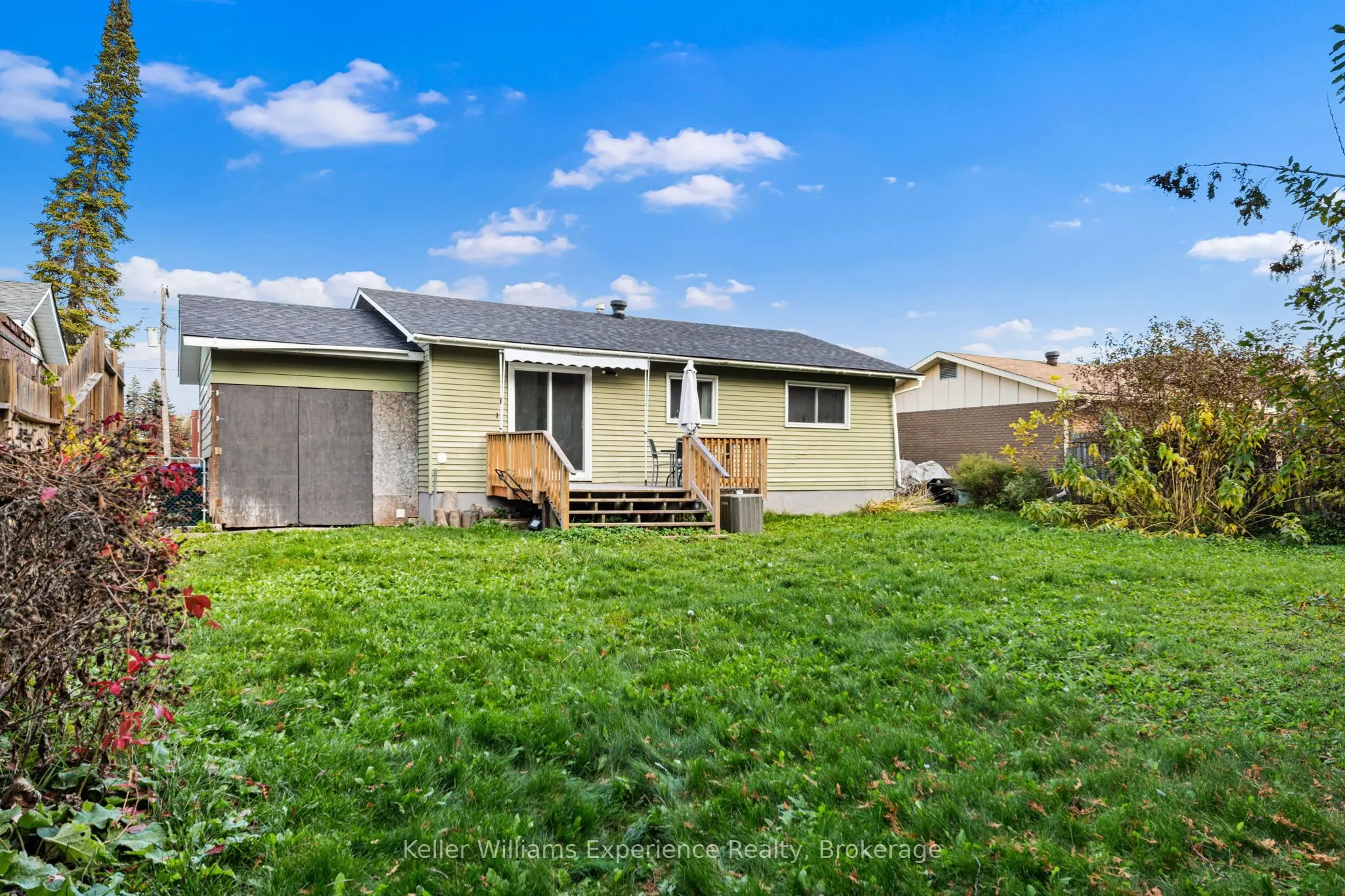 706 Simcoe Avenue
