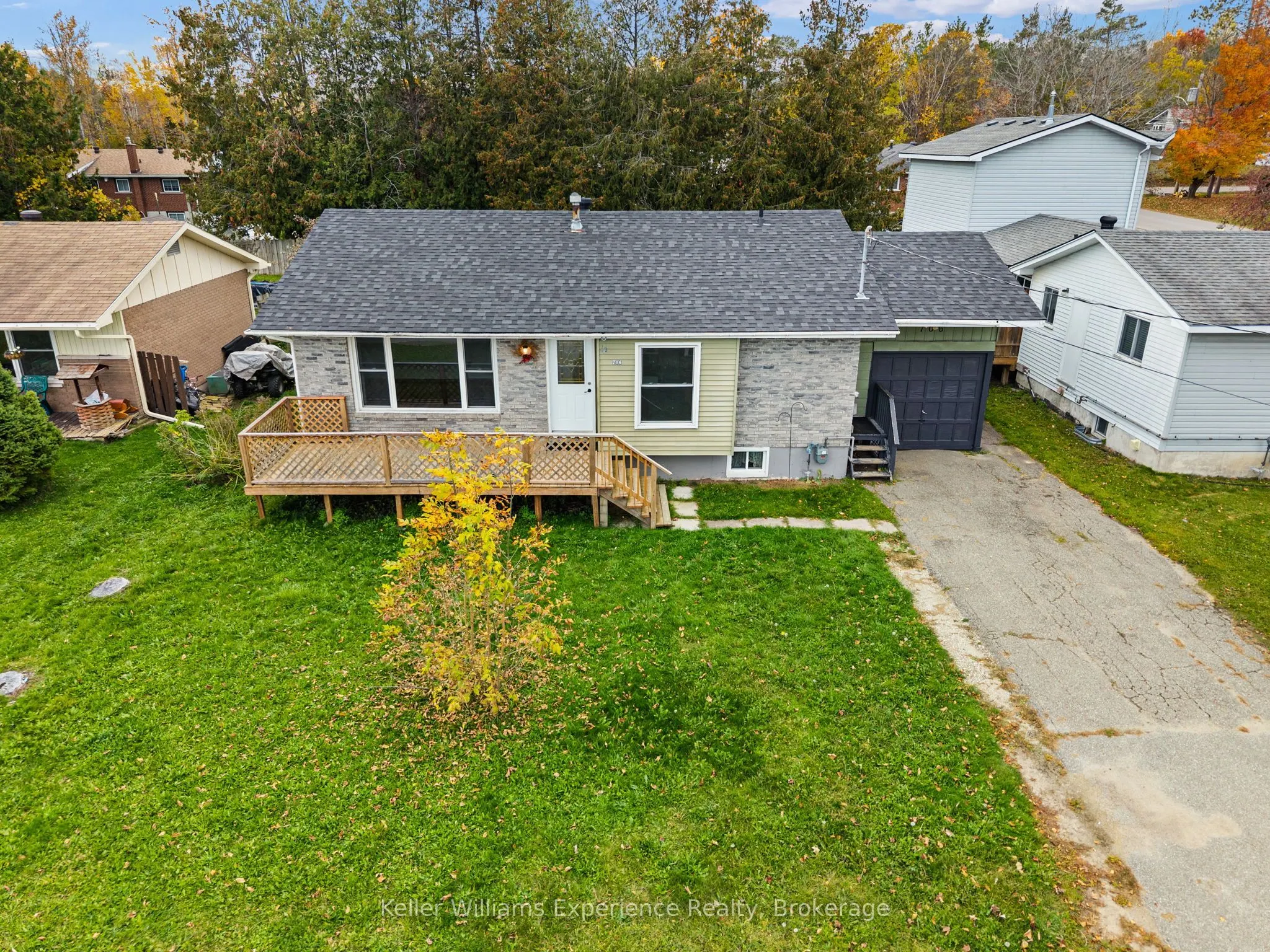 706 Simcoe Avenue