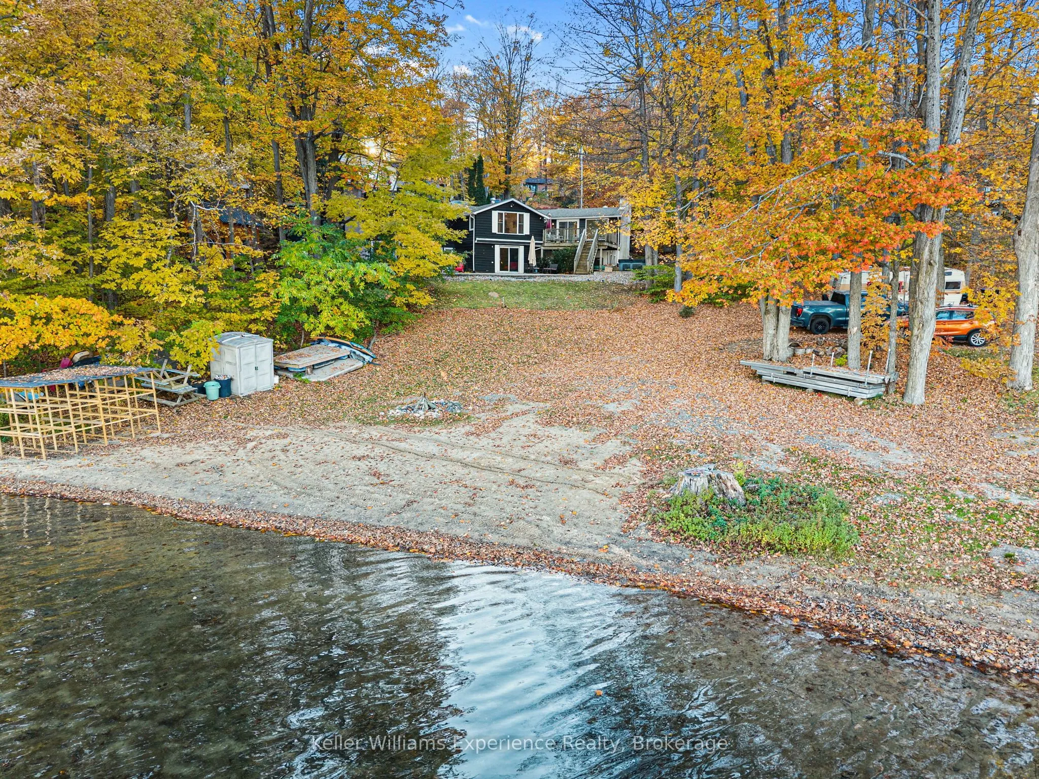 21 Lakeview Crescent