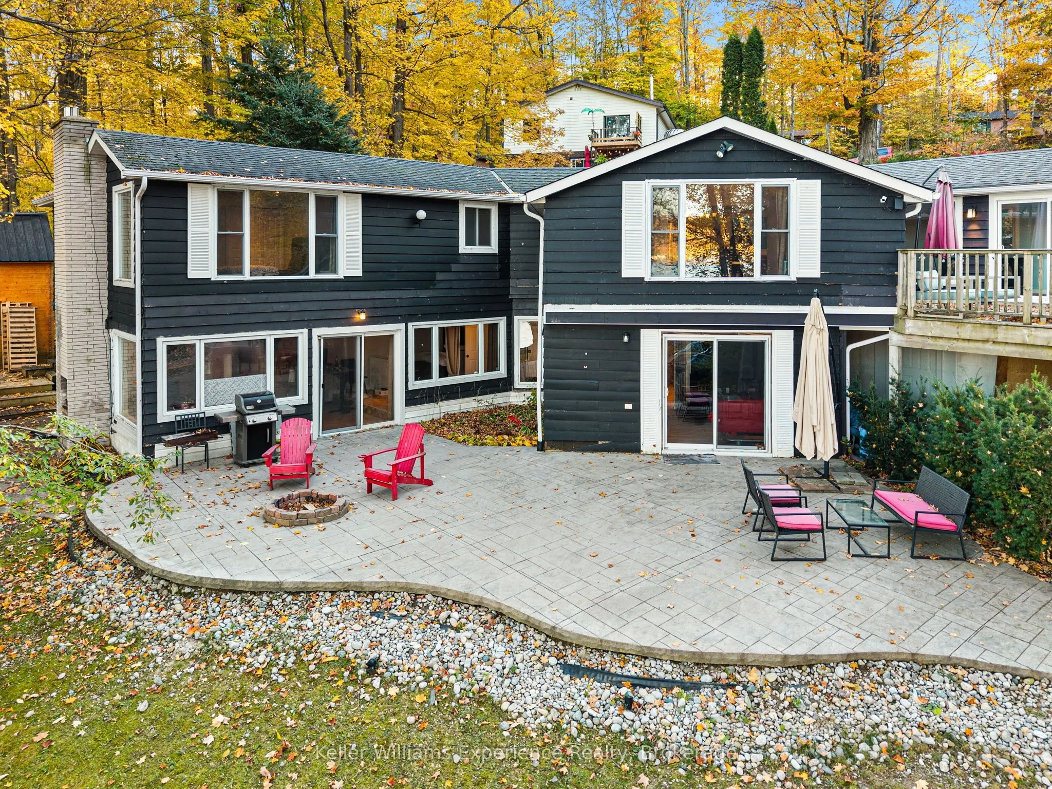 21 Lakeview Crescent
