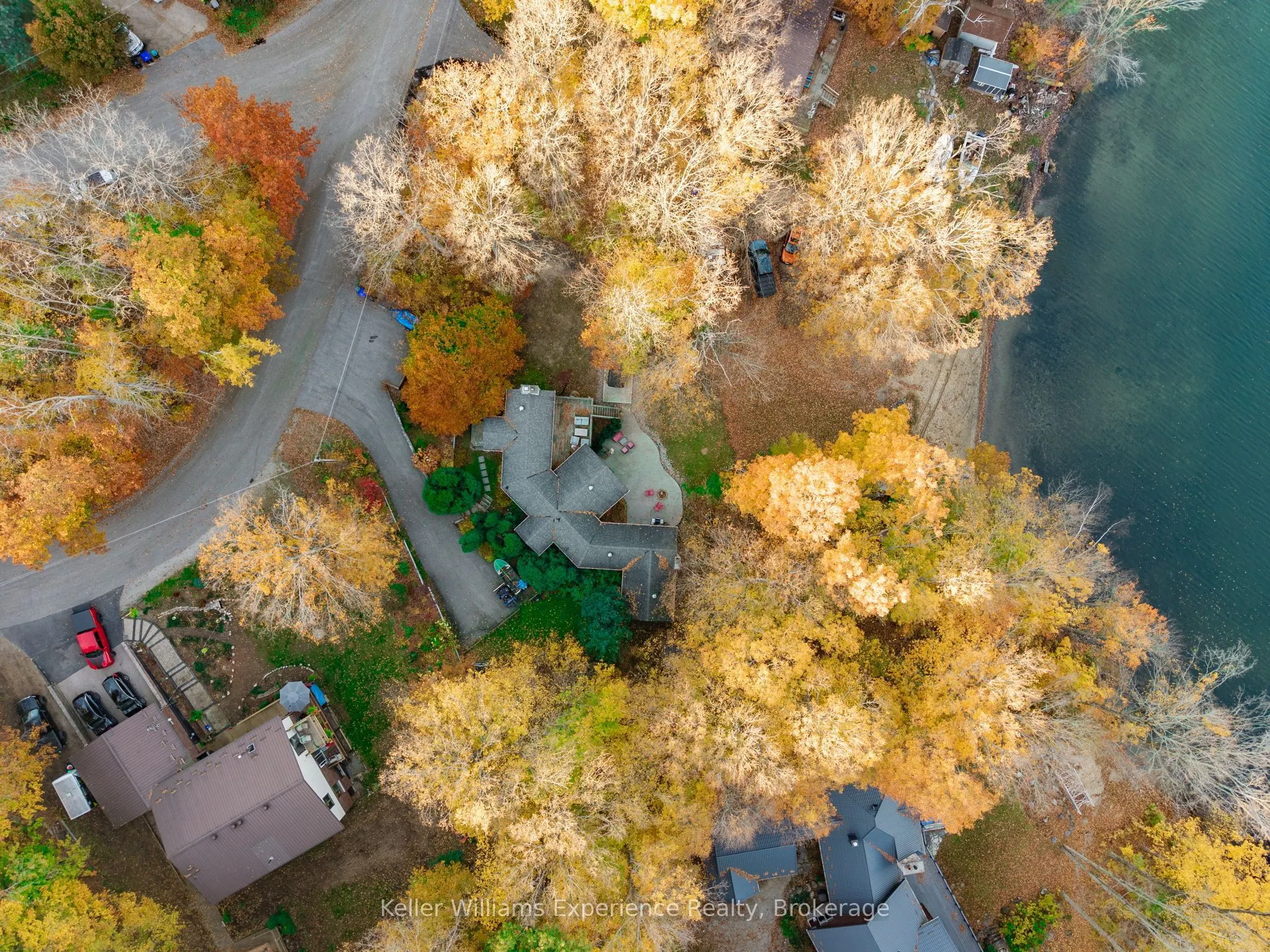 21 Lakeview Crescent