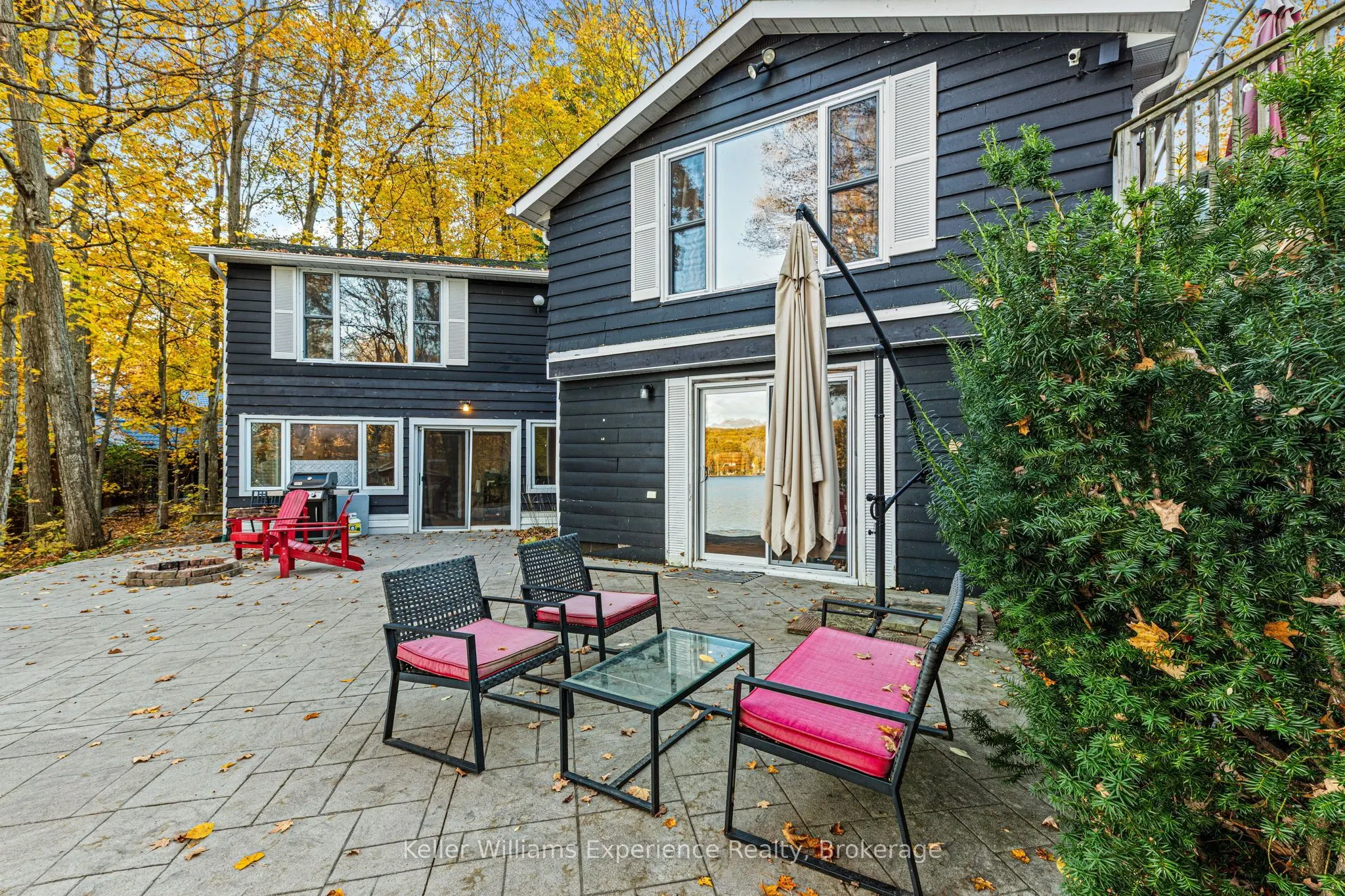 21 Lakeview Crescent
