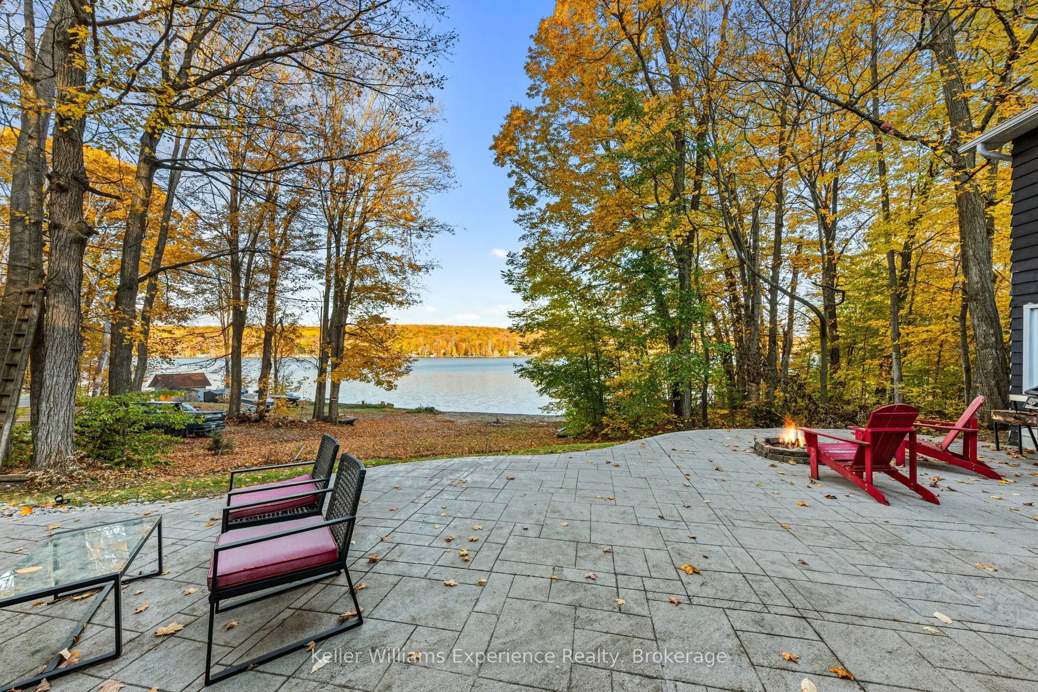 21 Lakeview Crescent