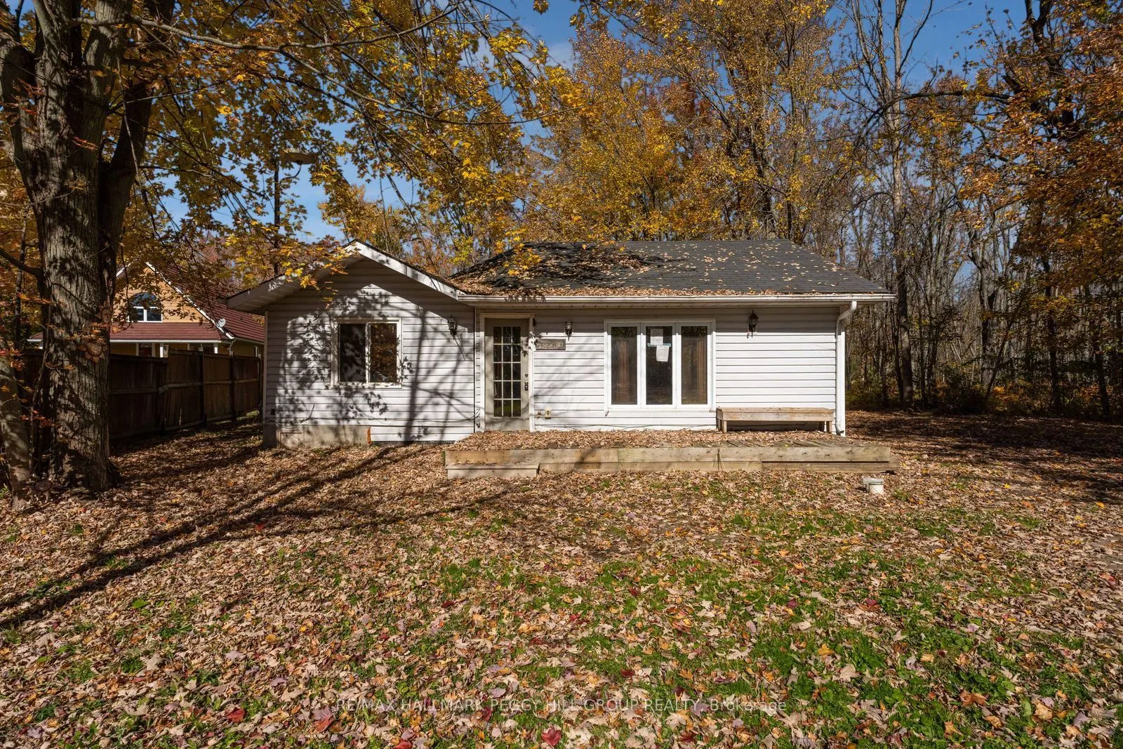 4260 Lakeview Drive