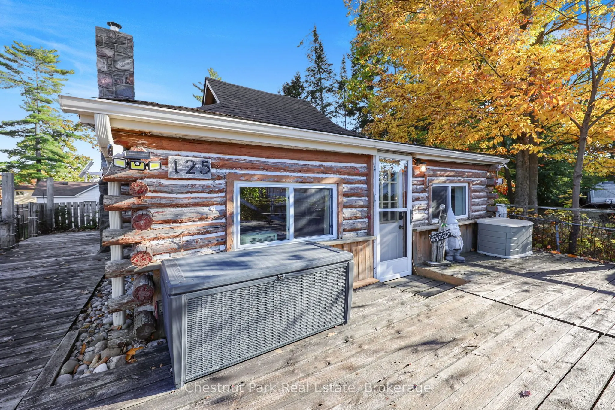 125 River Road E