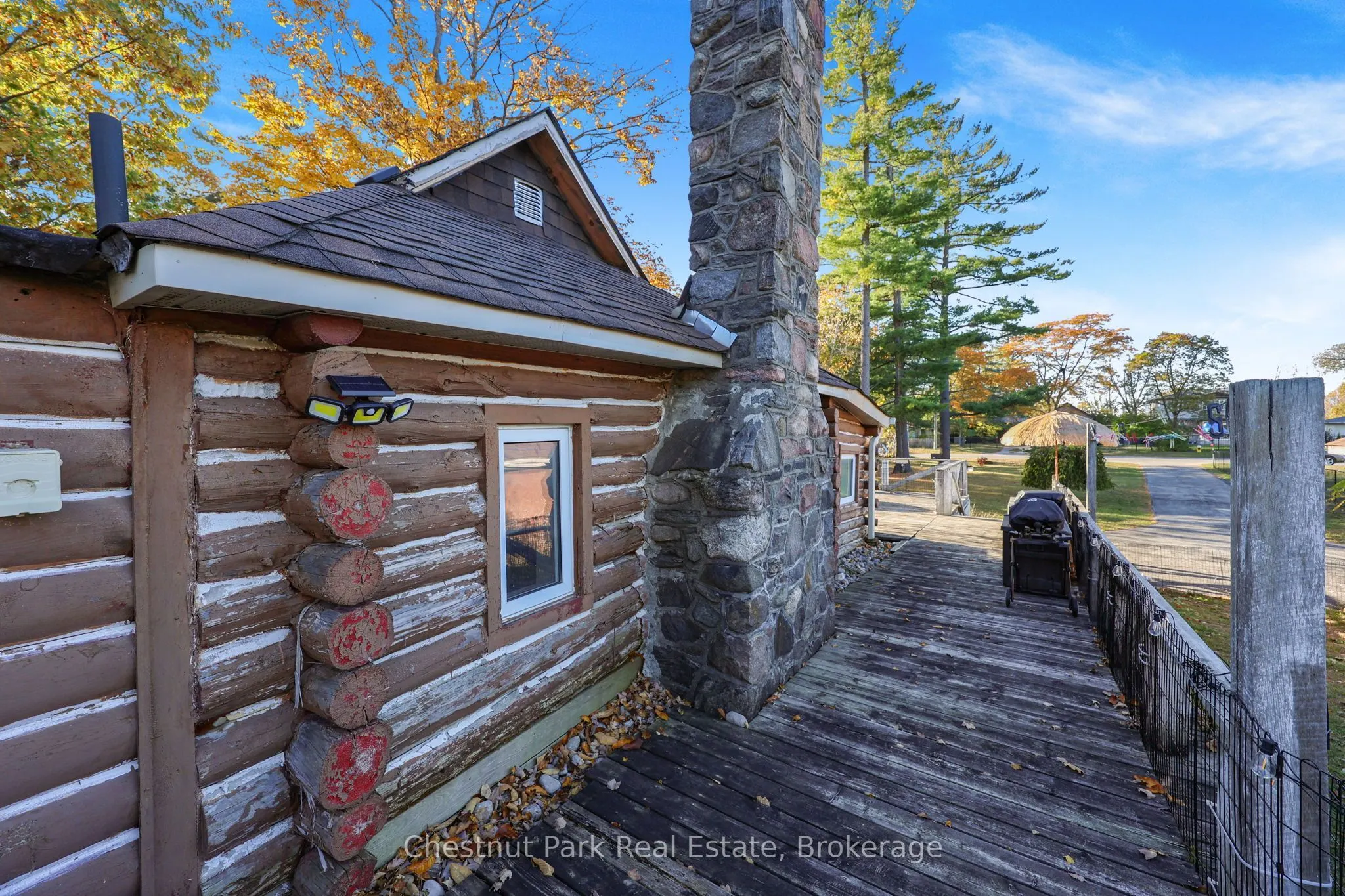 125 River Road E