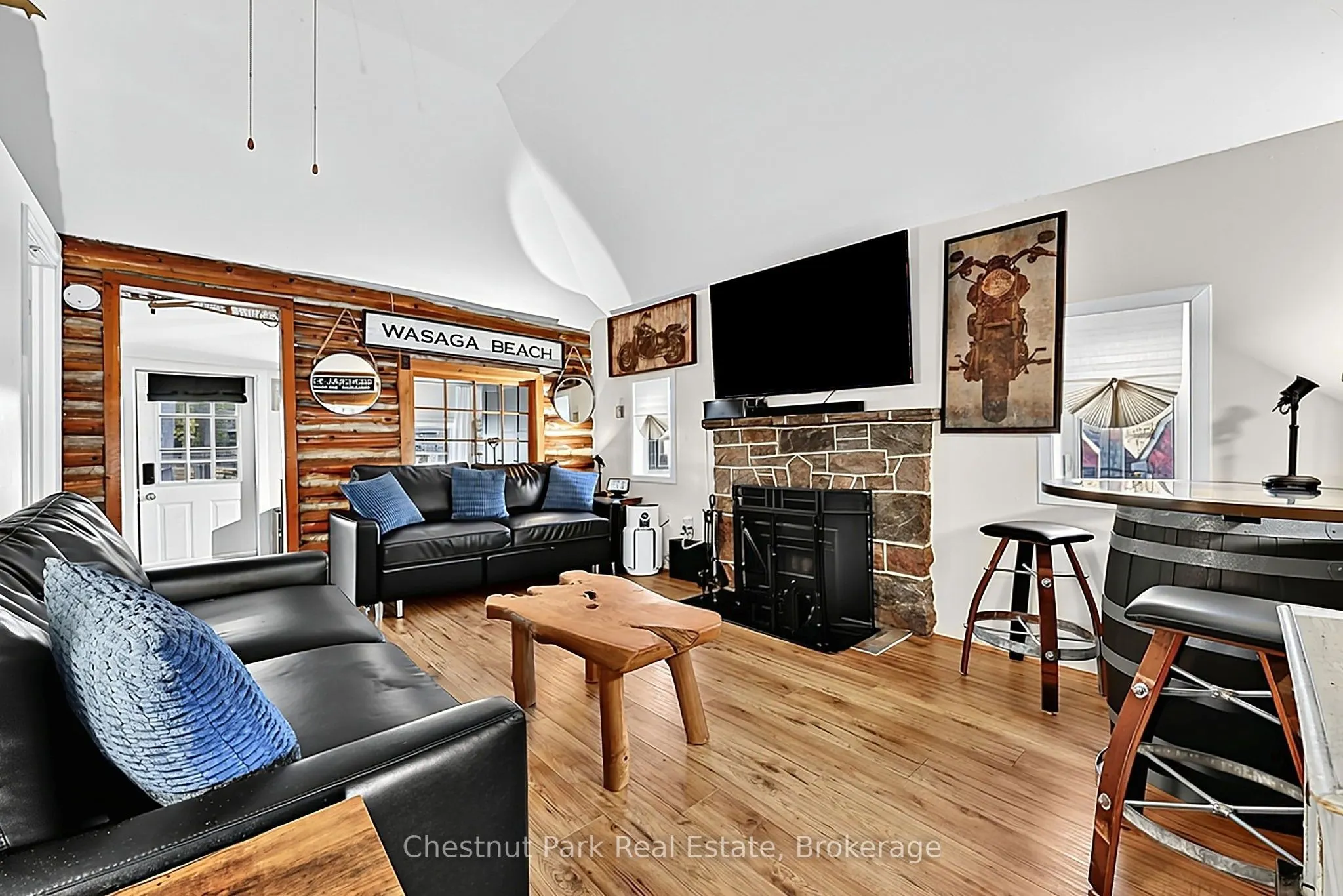 125 River Road E