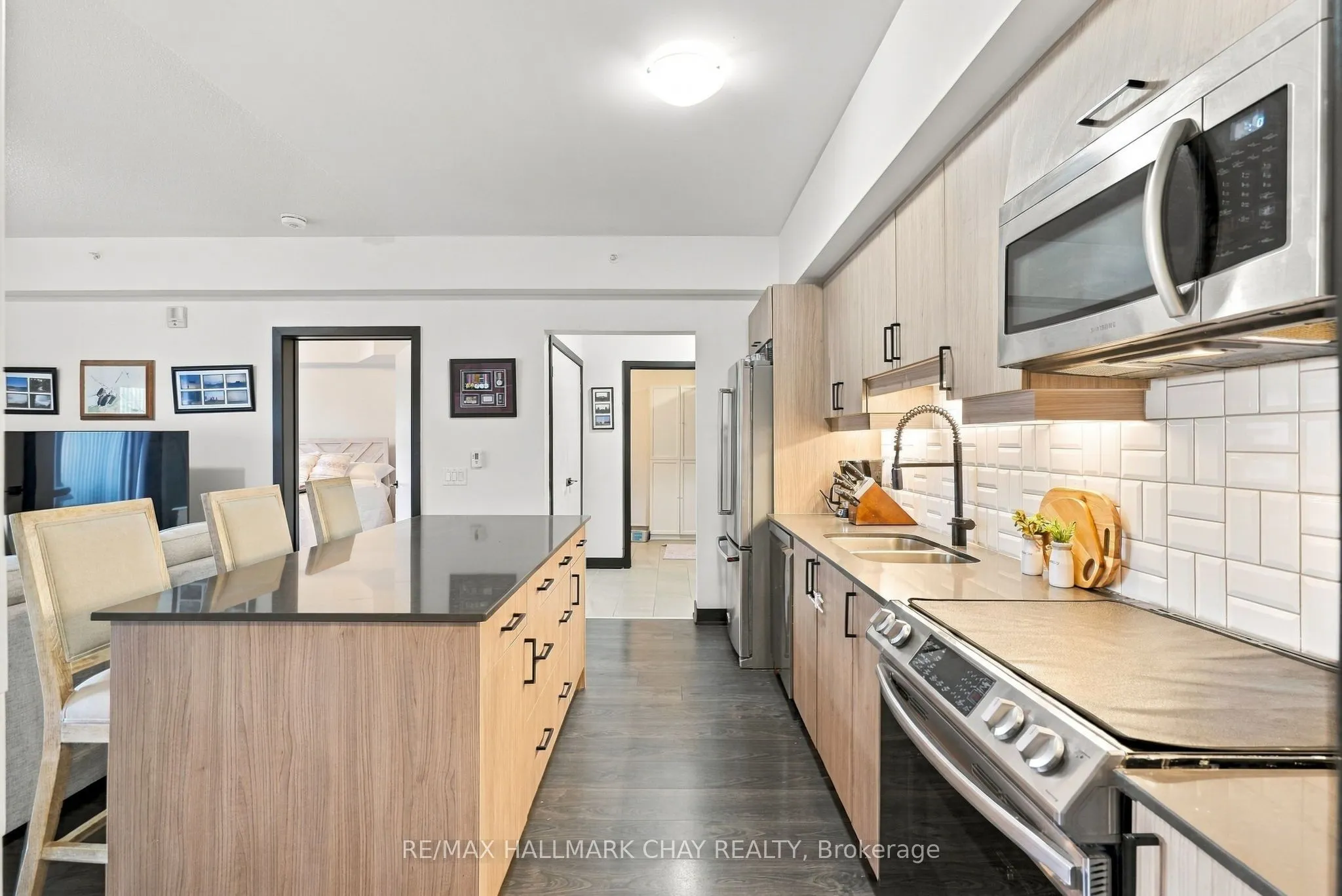 5 Chef Lane #107