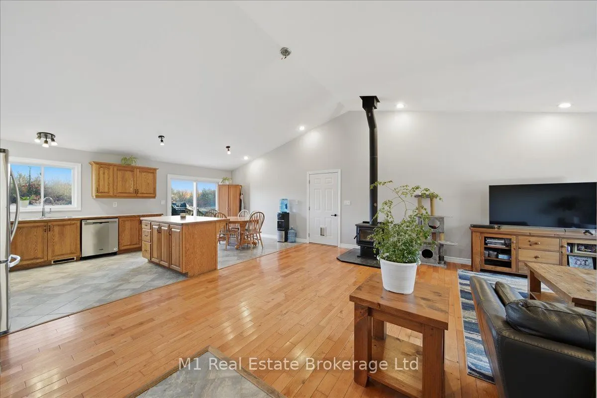 3261 St. Amant Road
