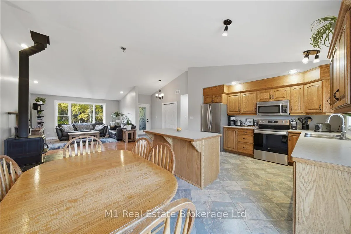 3261 St. Amant Road