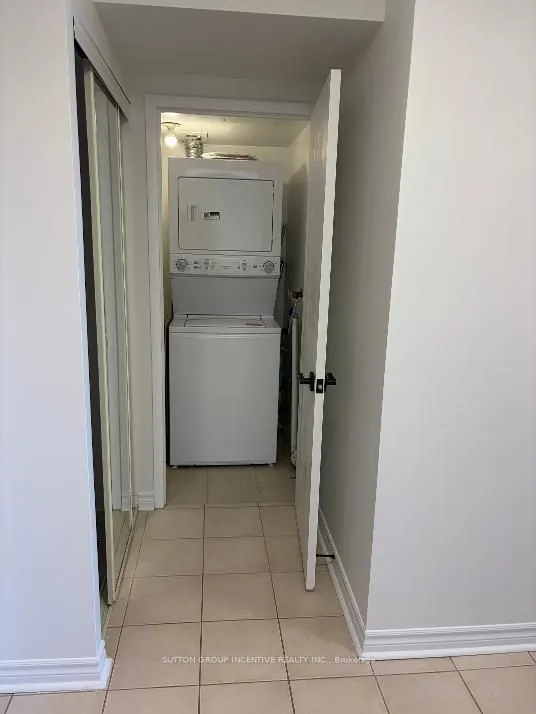 75 Ellen Street #905