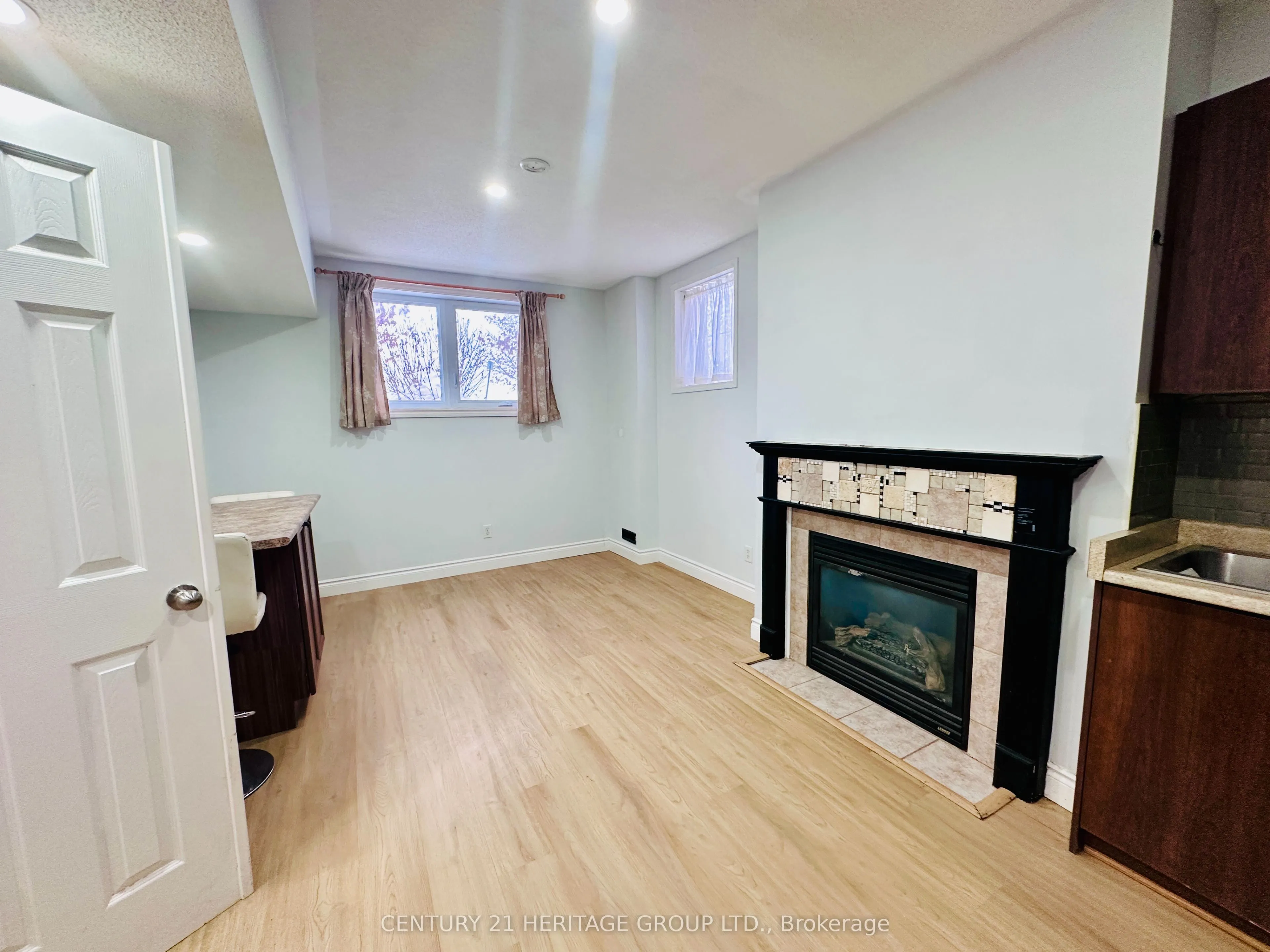 135 Cheltenham Road #Basement