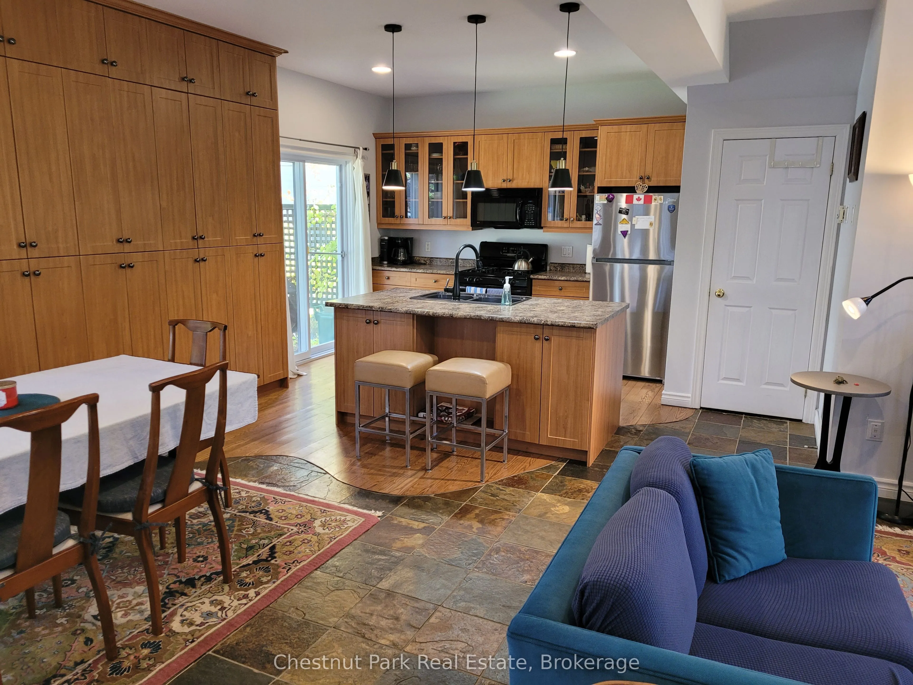 21 47th Street N