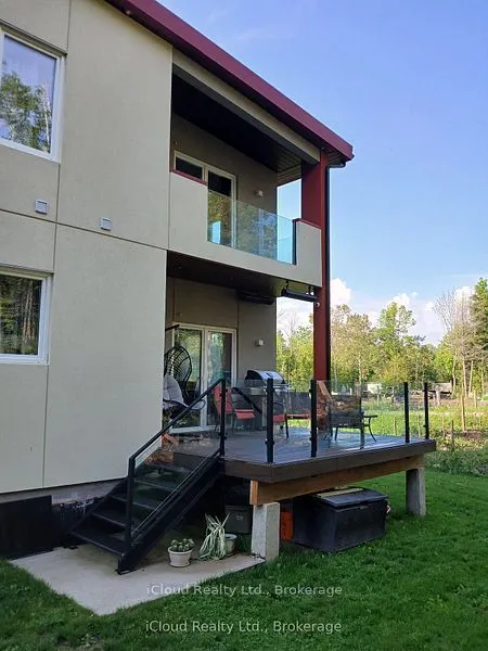 2216 Champlain Road