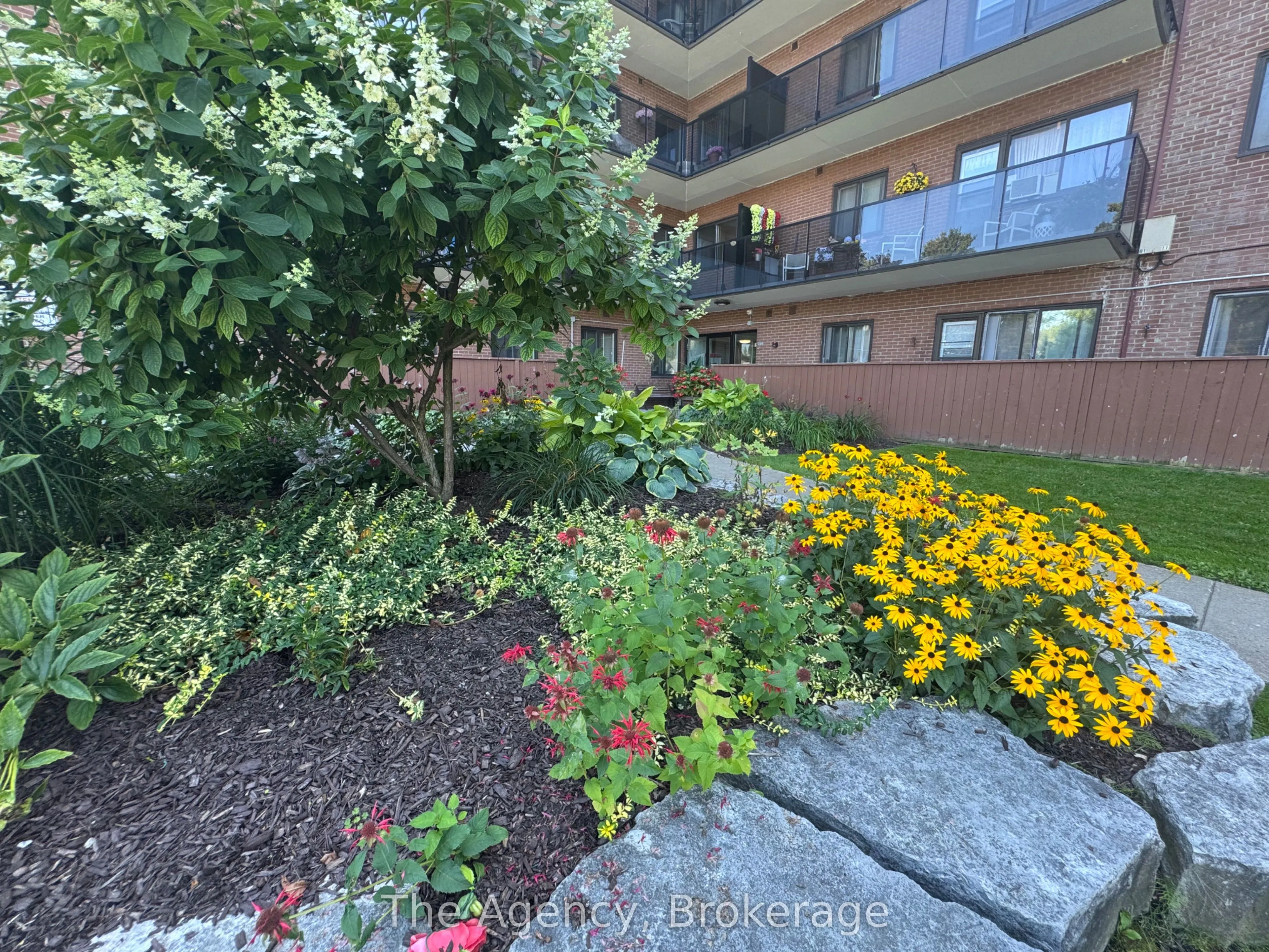 550 King Street #104