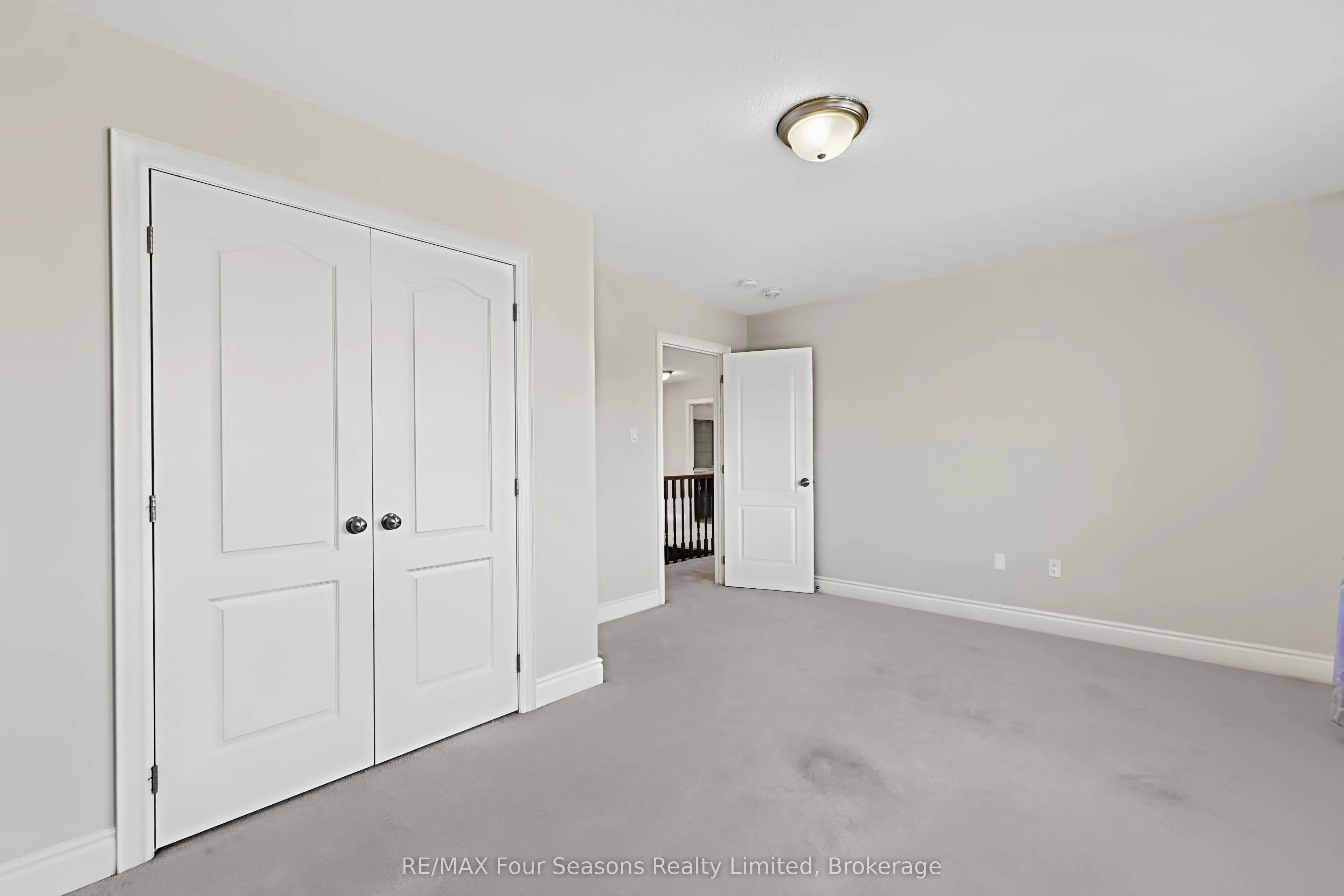 71 Lockerbie Crescent