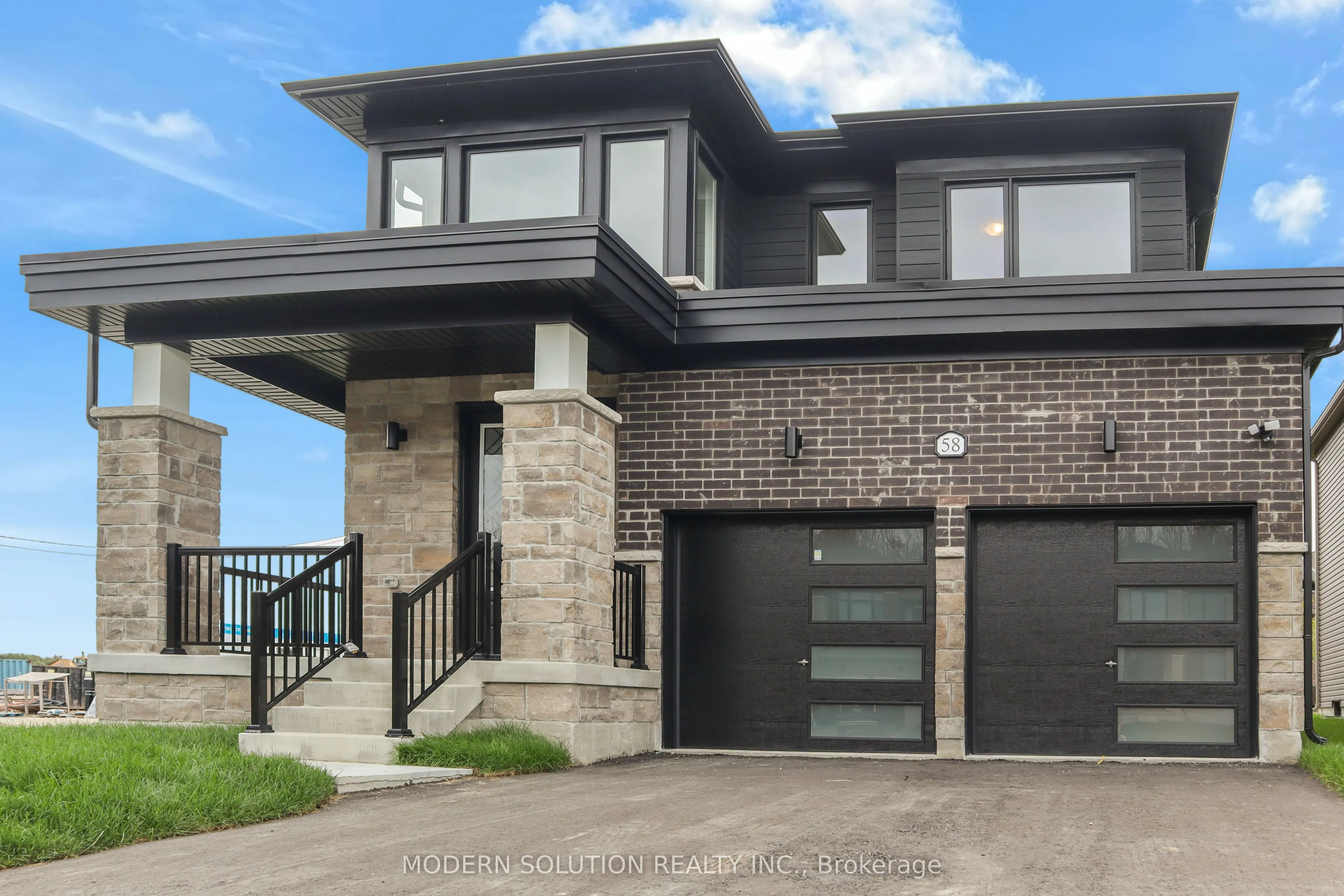 58 Del Ray Crescent