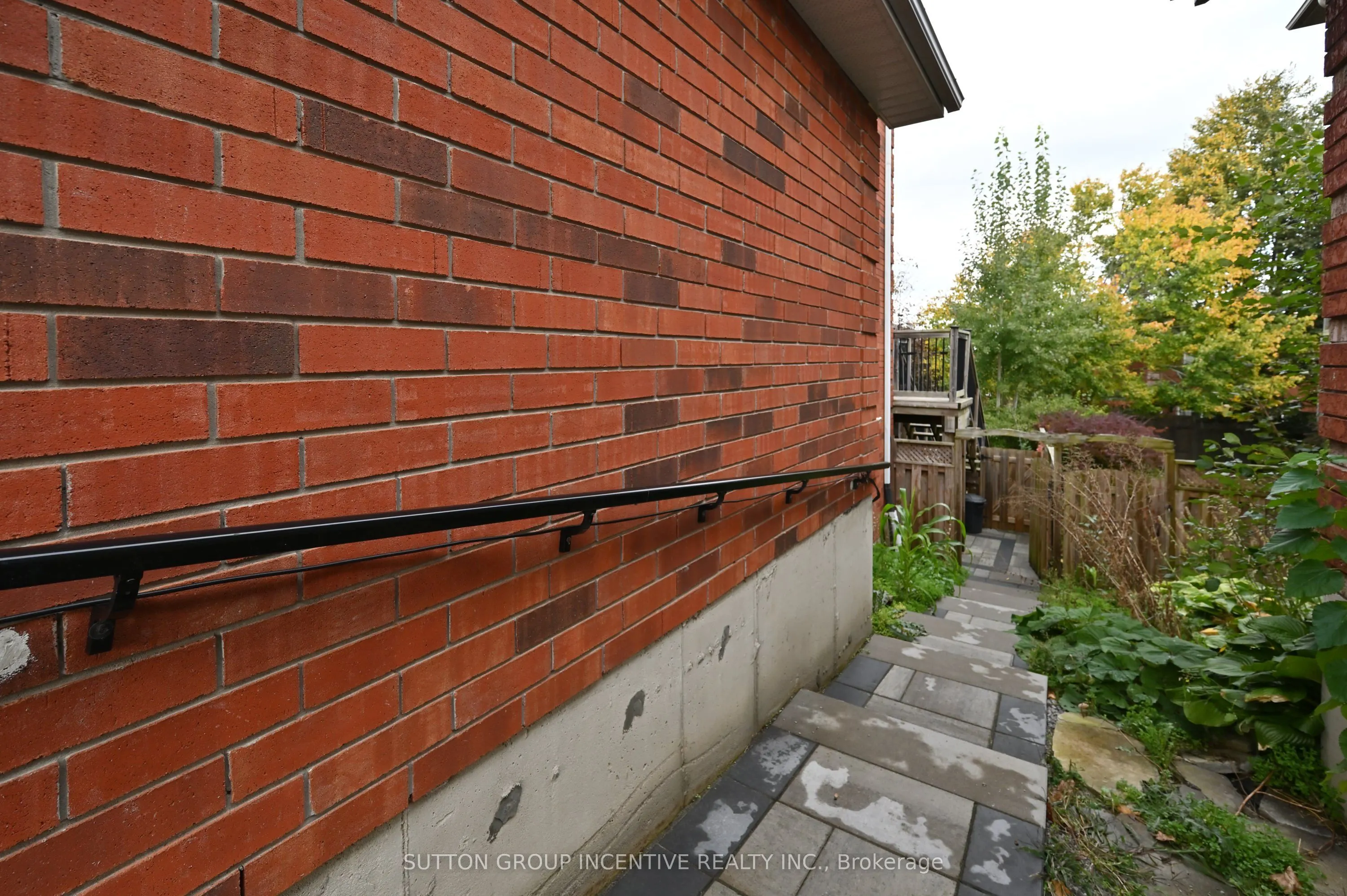 71 Snowy Owl Crescent #Lower