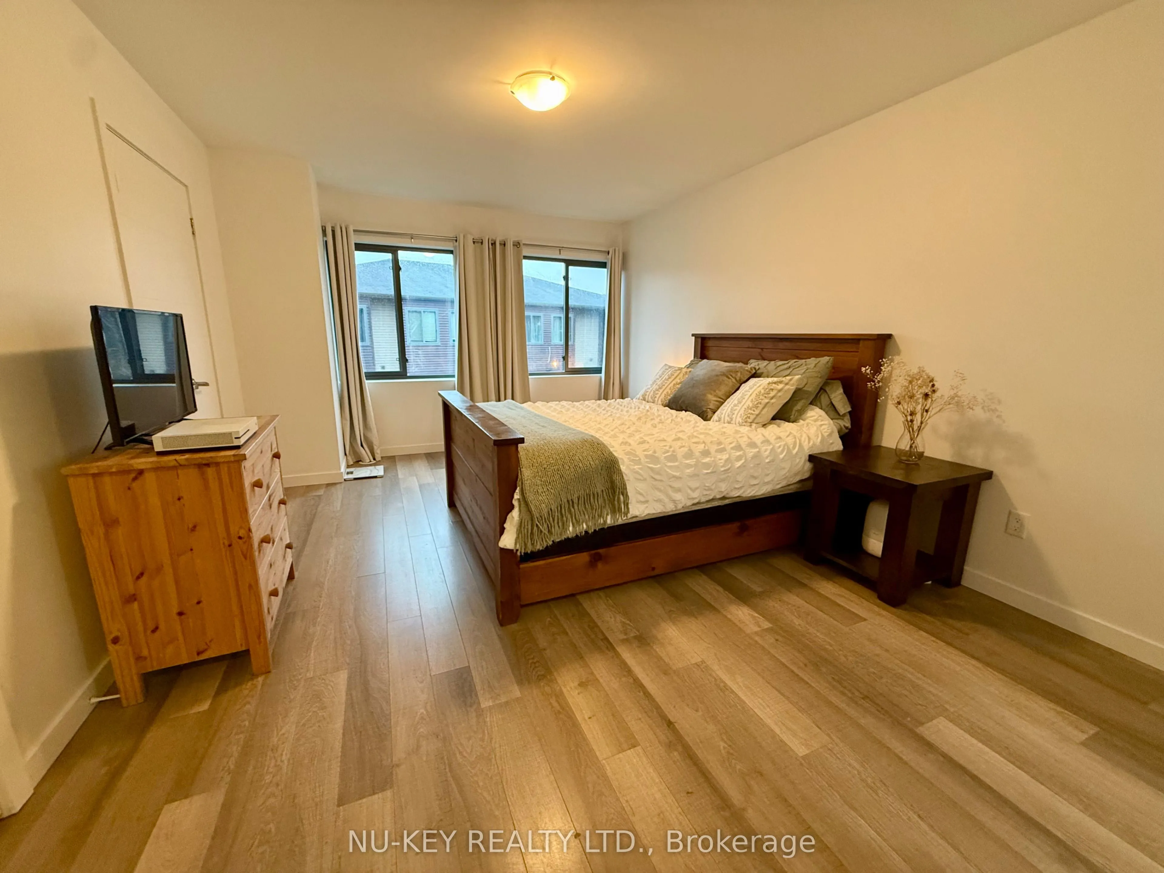 369 Essa Road #81