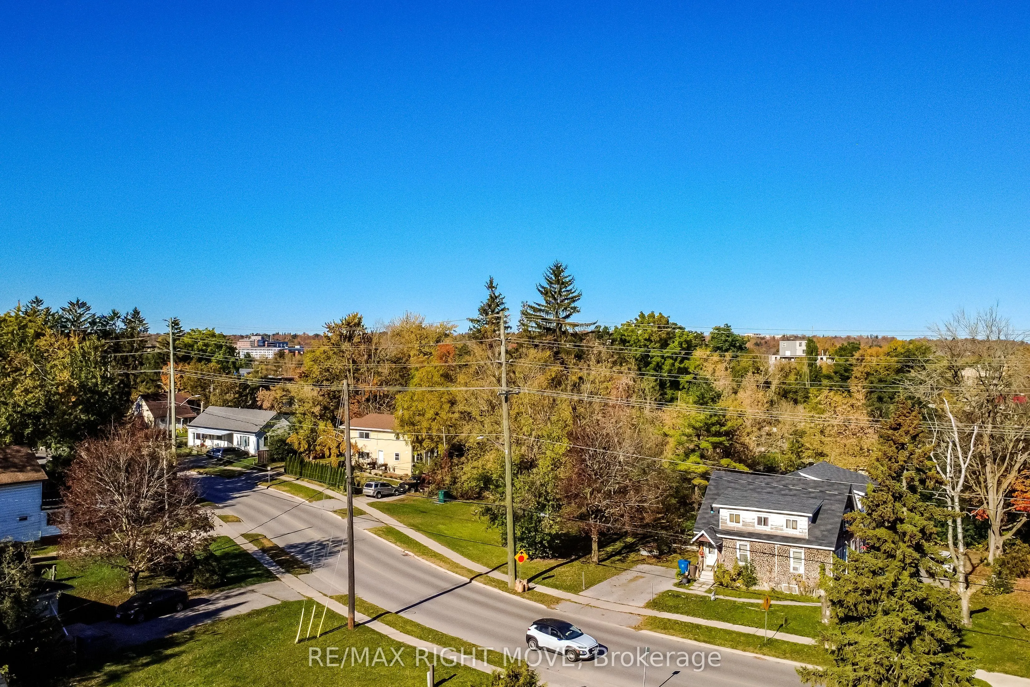 00110 James Street E