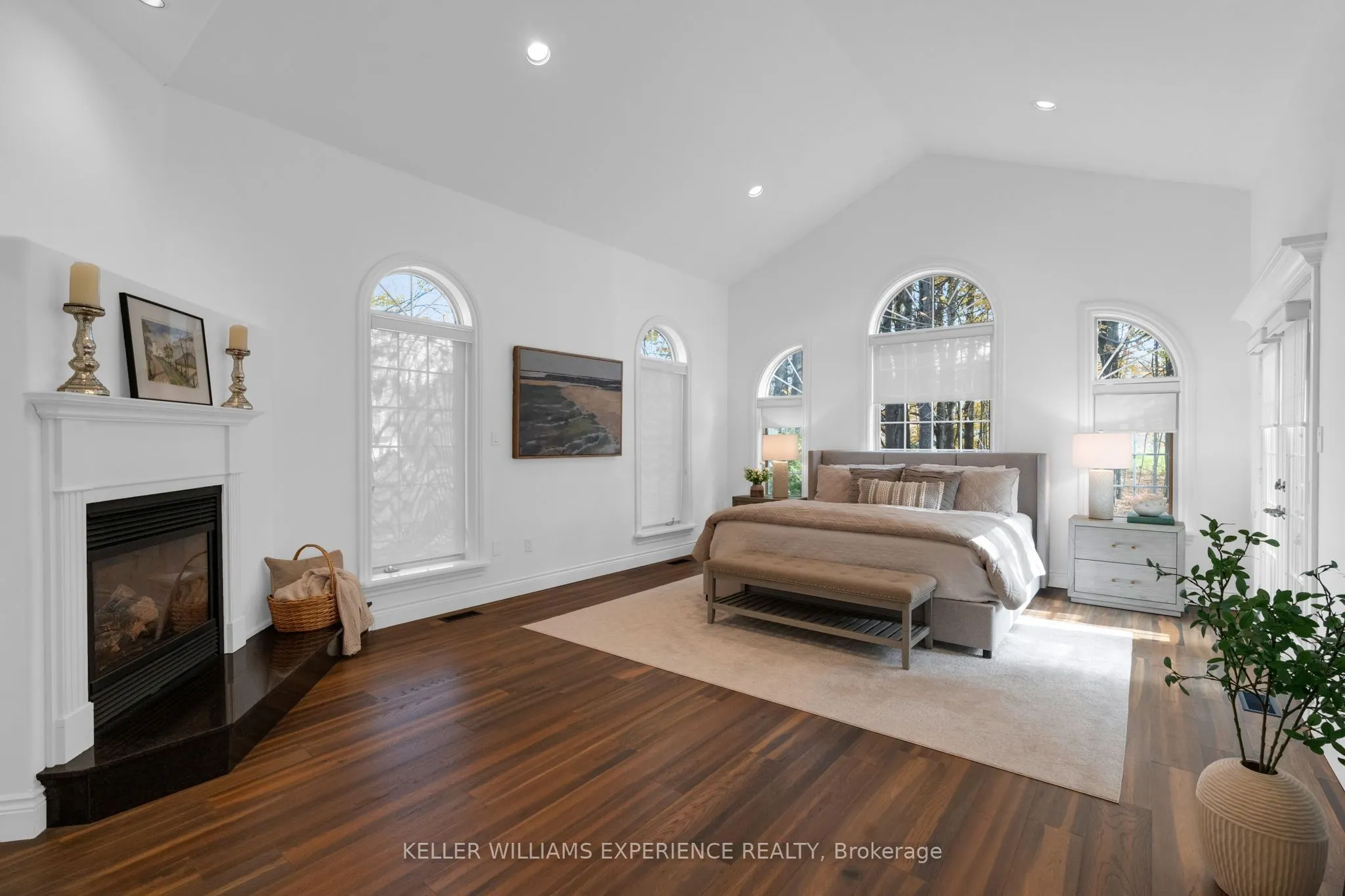 17 Fairway Court