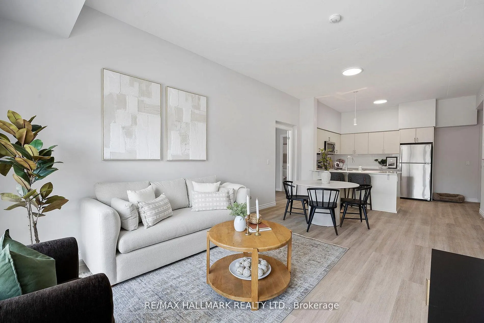 70 Dean Avenue #810