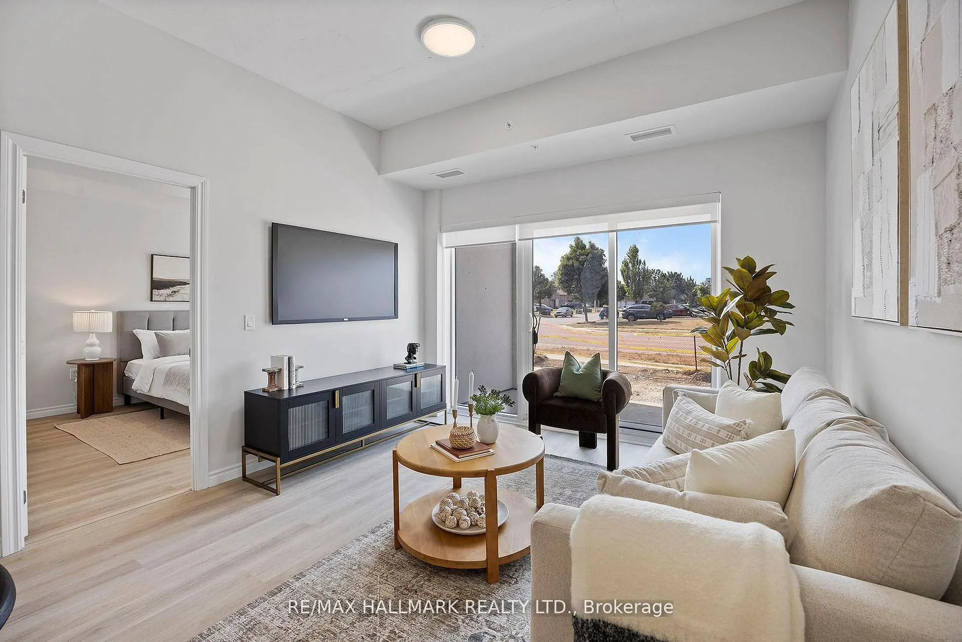 70 Dean Avenue #810