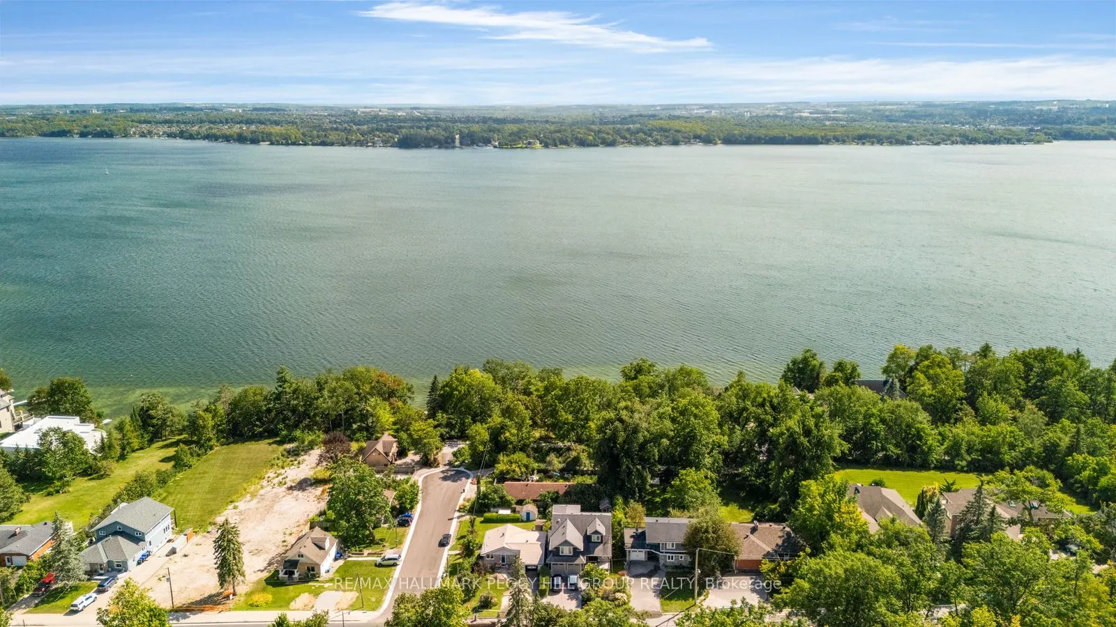 11 Crestwood Drive