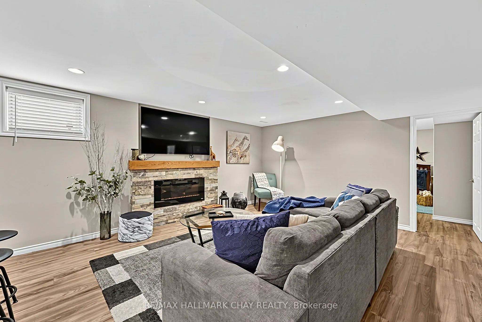 76 Shalom Way