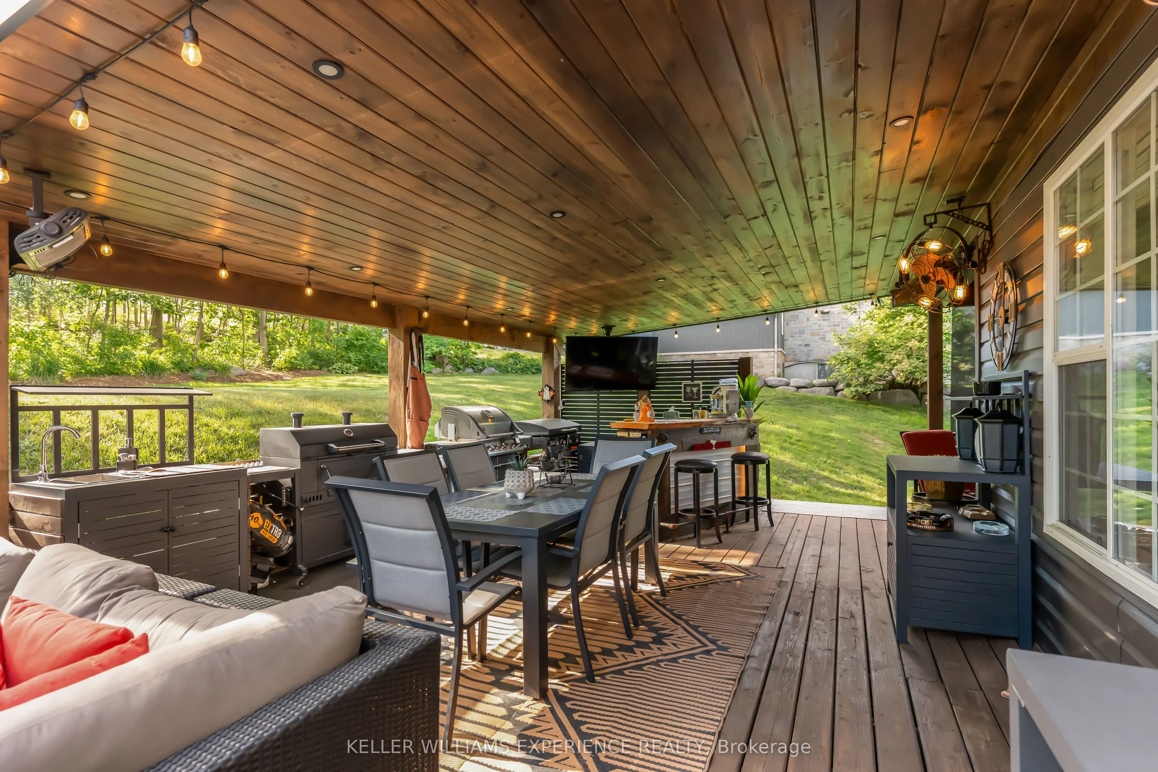 4254 Forest Wood Drive