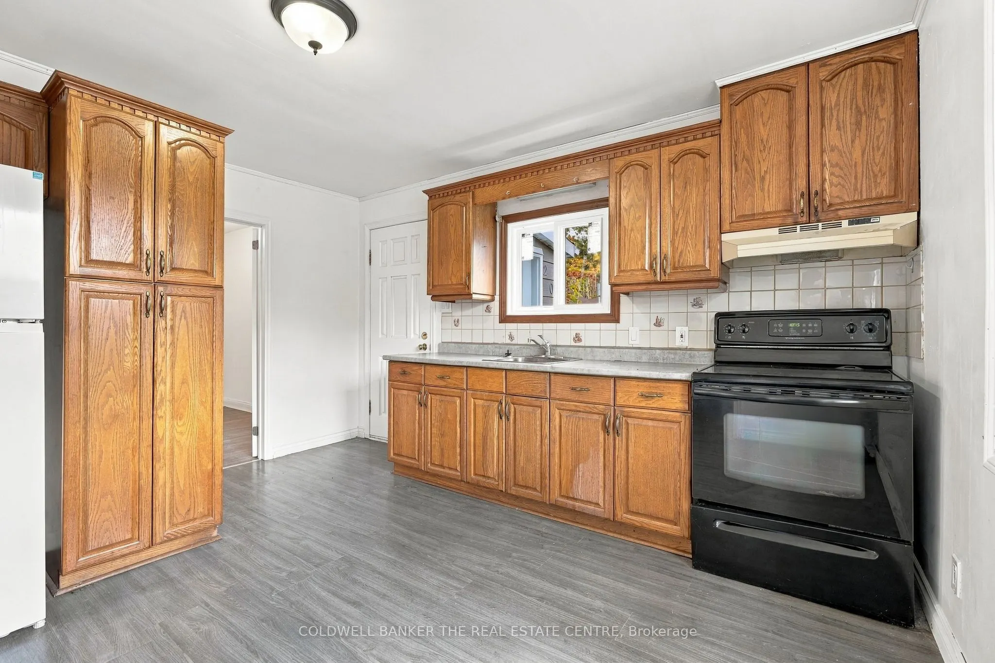 202 Ferndale Drive N