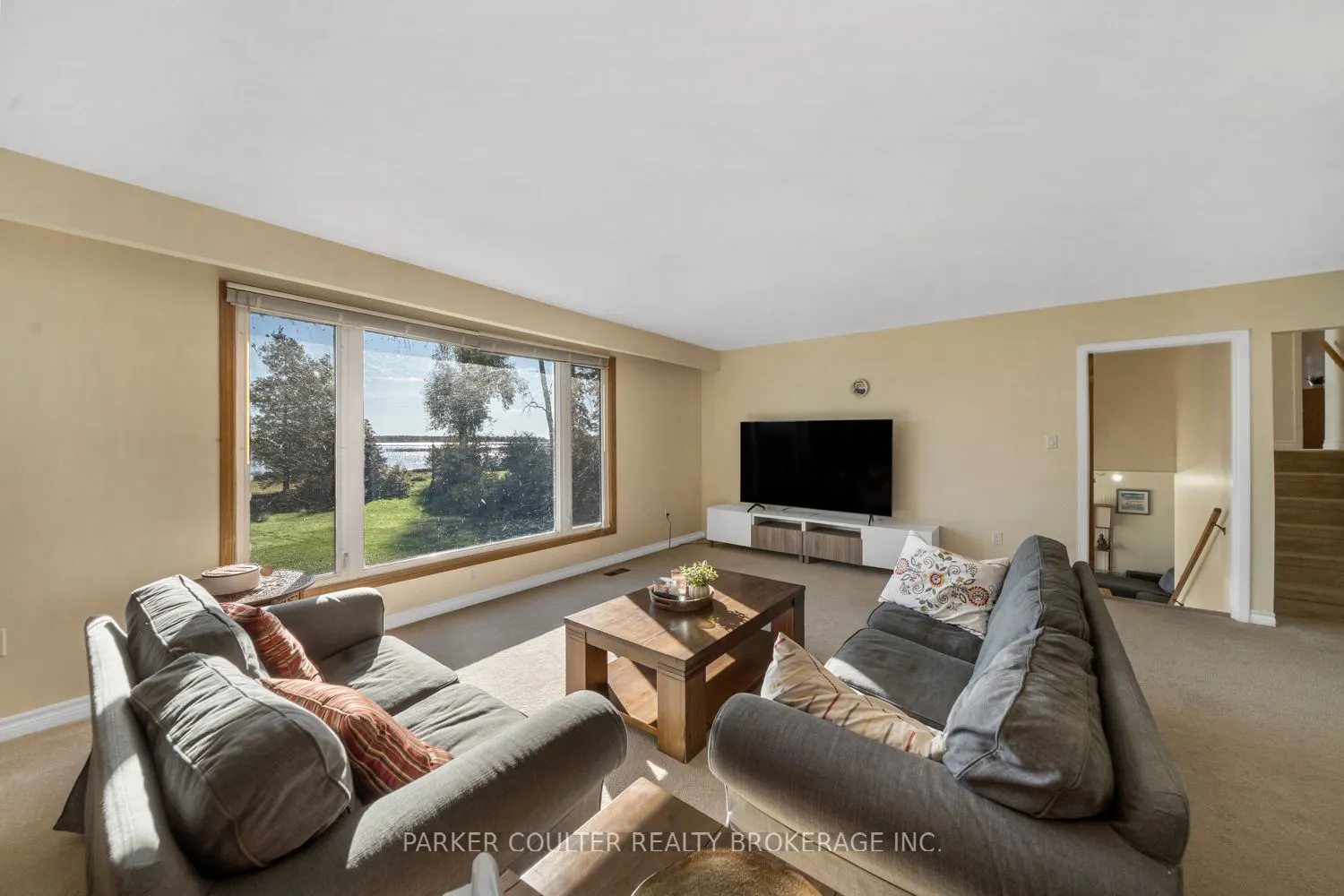 347 Macisaac Drive
