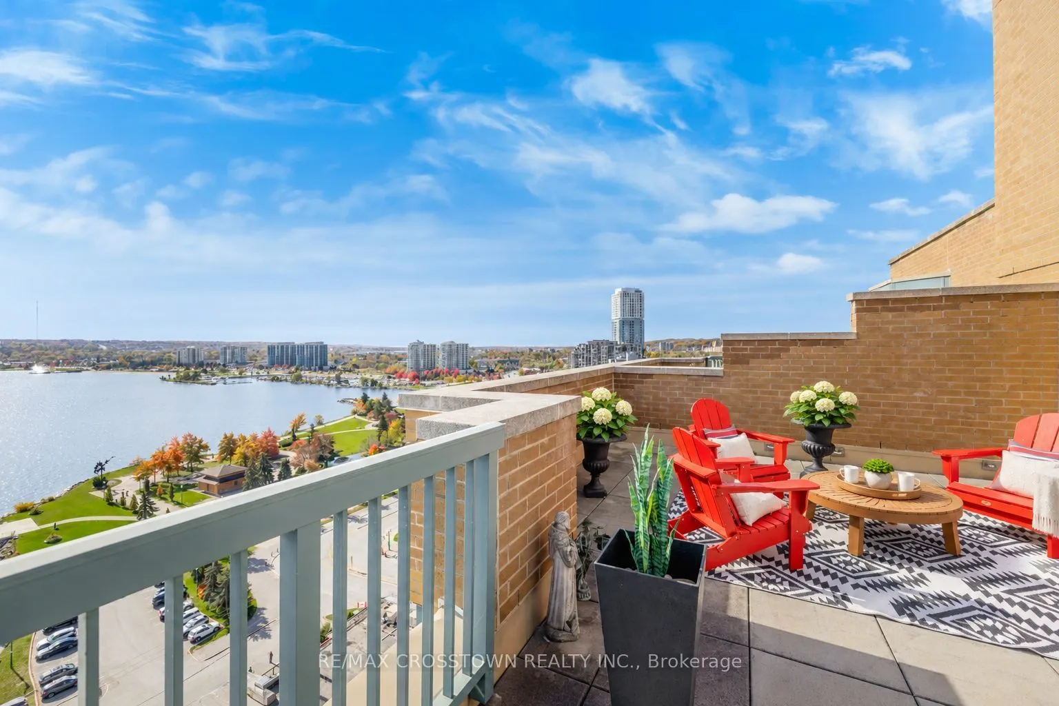 140 Dunlop Street E #1506
